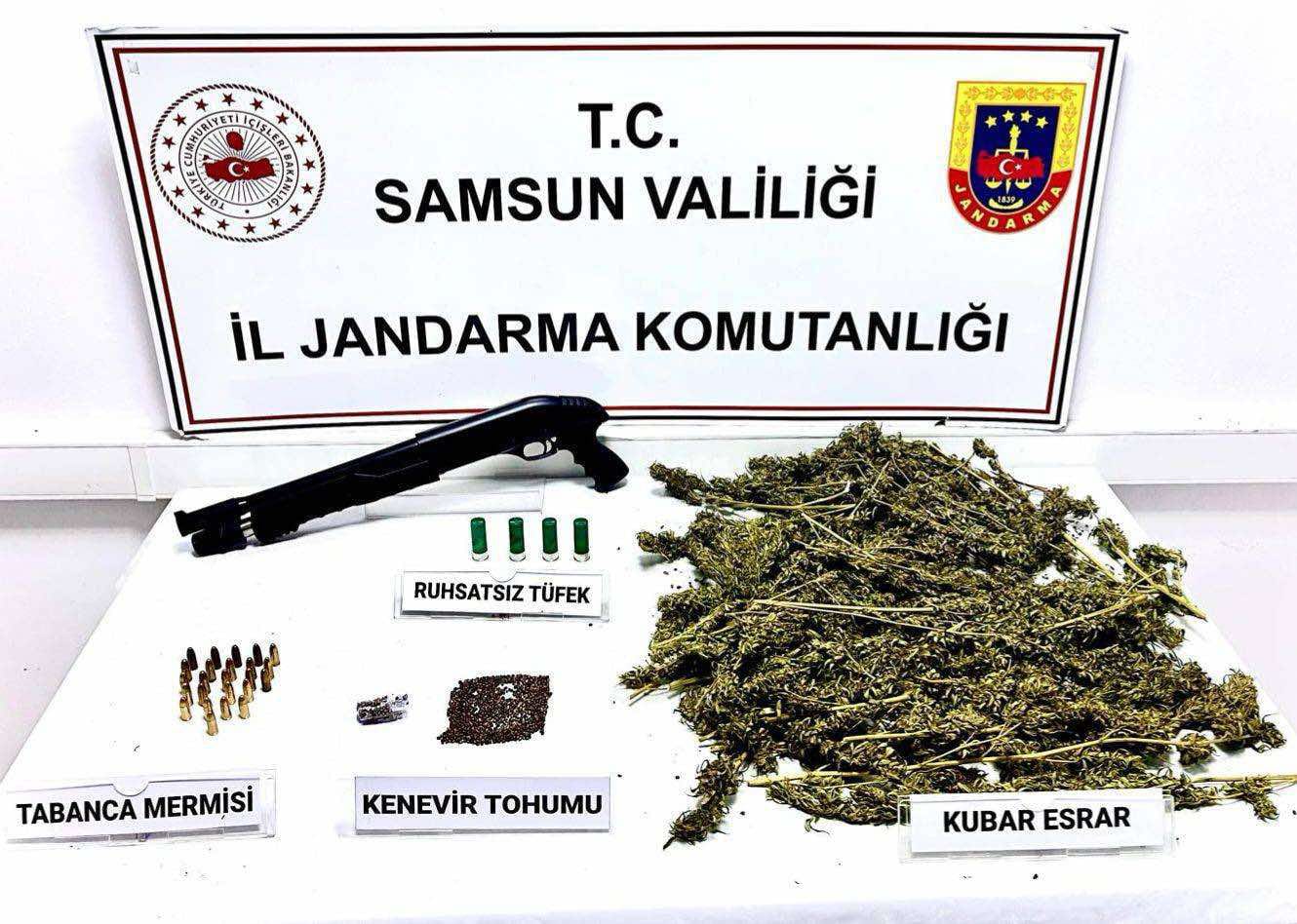 aa-20251018-39449285-39449284-samsunda-evinde-25-kilogram-esrar-ele-gecirilen-zanli-gozaltina-alindi.jpg