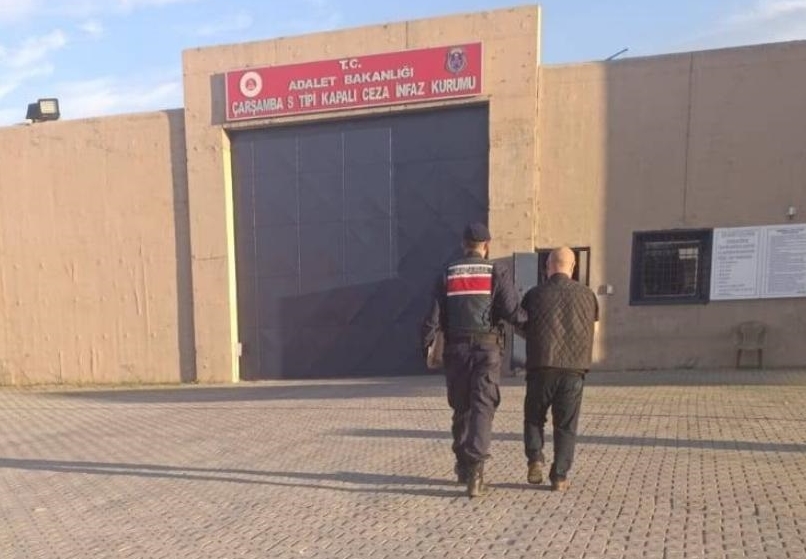 aa-20251101-39585640-39585639-samsunda-5-yil-kesinlesmis-hapis-cezasi-bulunan-firari-yakalandi.jpg