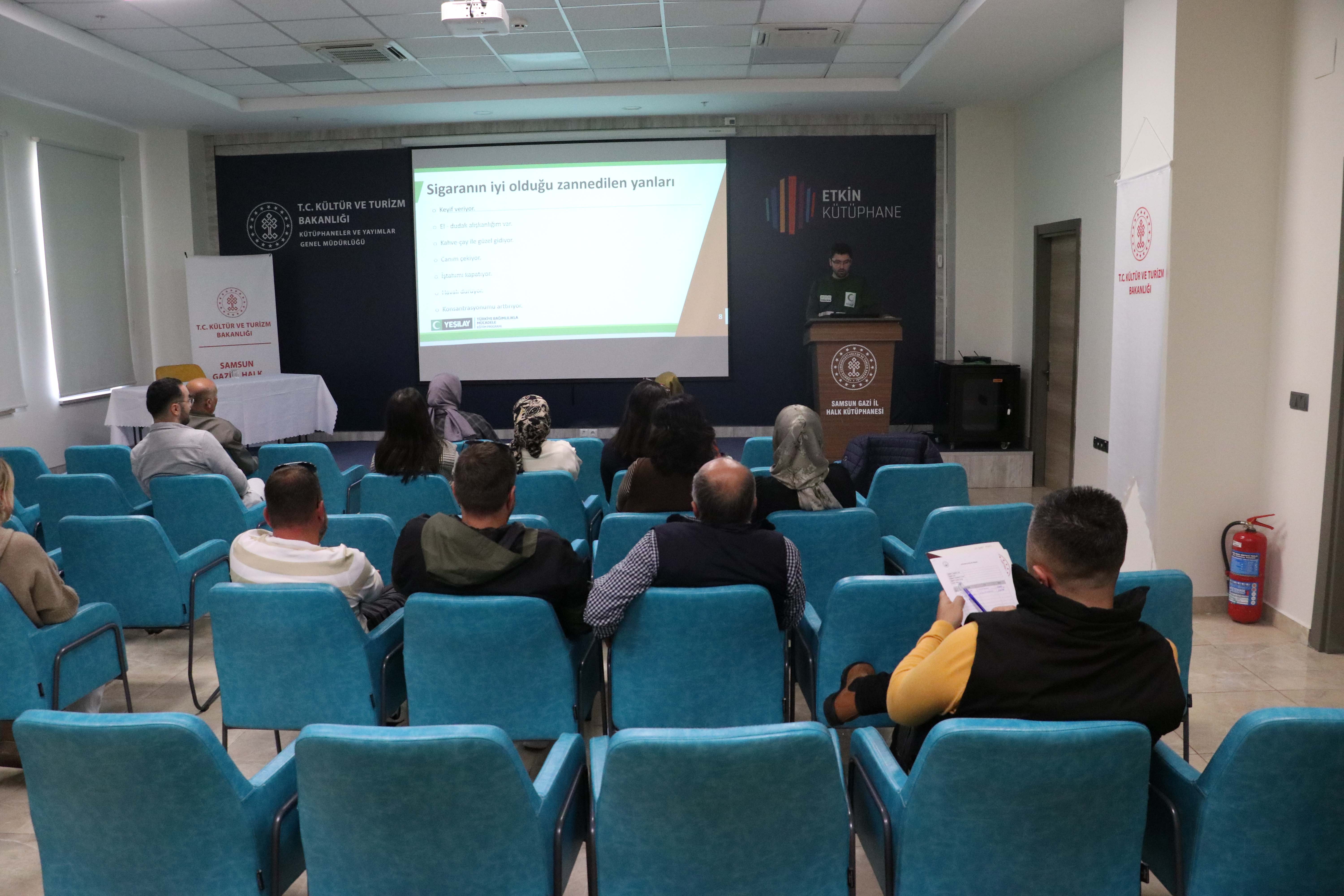 aa-20251103-39603516-39603511-samsunda-kutuphane-calisanlarina-tutun-bagimliligi-egitimi-verildi.jpg
