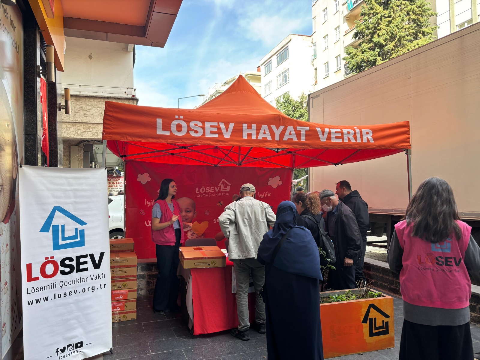 aa-20251119-39747890-39747886-samsunda-losevin-mutlu-et-paketleri-ihtiyac-sahiplerine-ulasti.jpg
