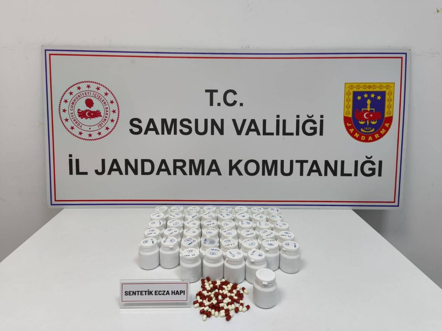 aa-20251121-39768095-39768094-samsunda-uyusturucu-operasyonunda-yakalanan-zanli-tutuklandi.jpg