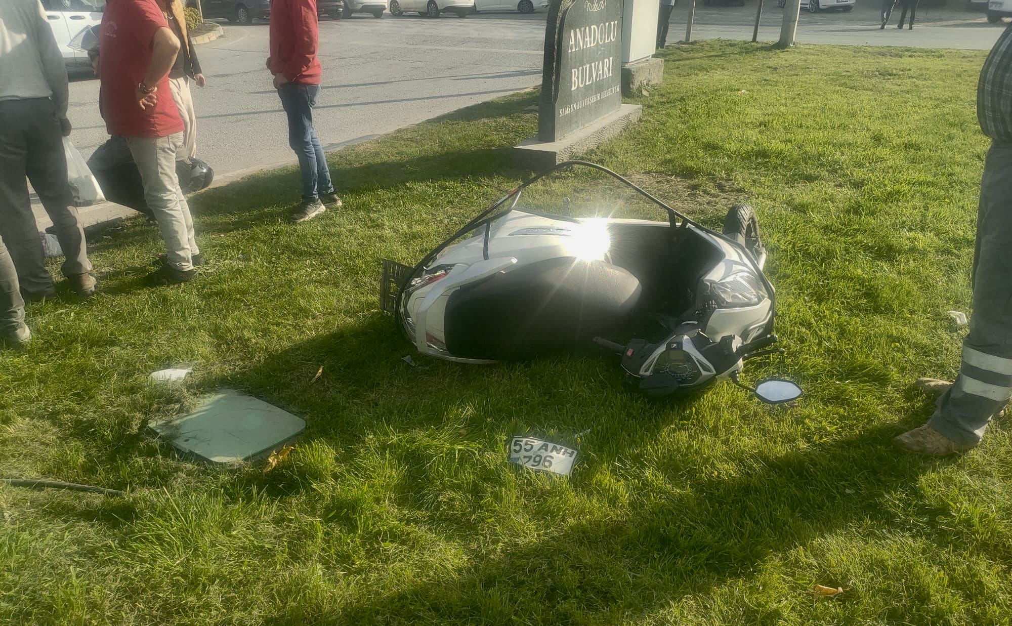 aa-20251122-39777390-39777387-samsunda-ciple-carpisan-motosikletteki-cift-agir-yaralandi.jpg