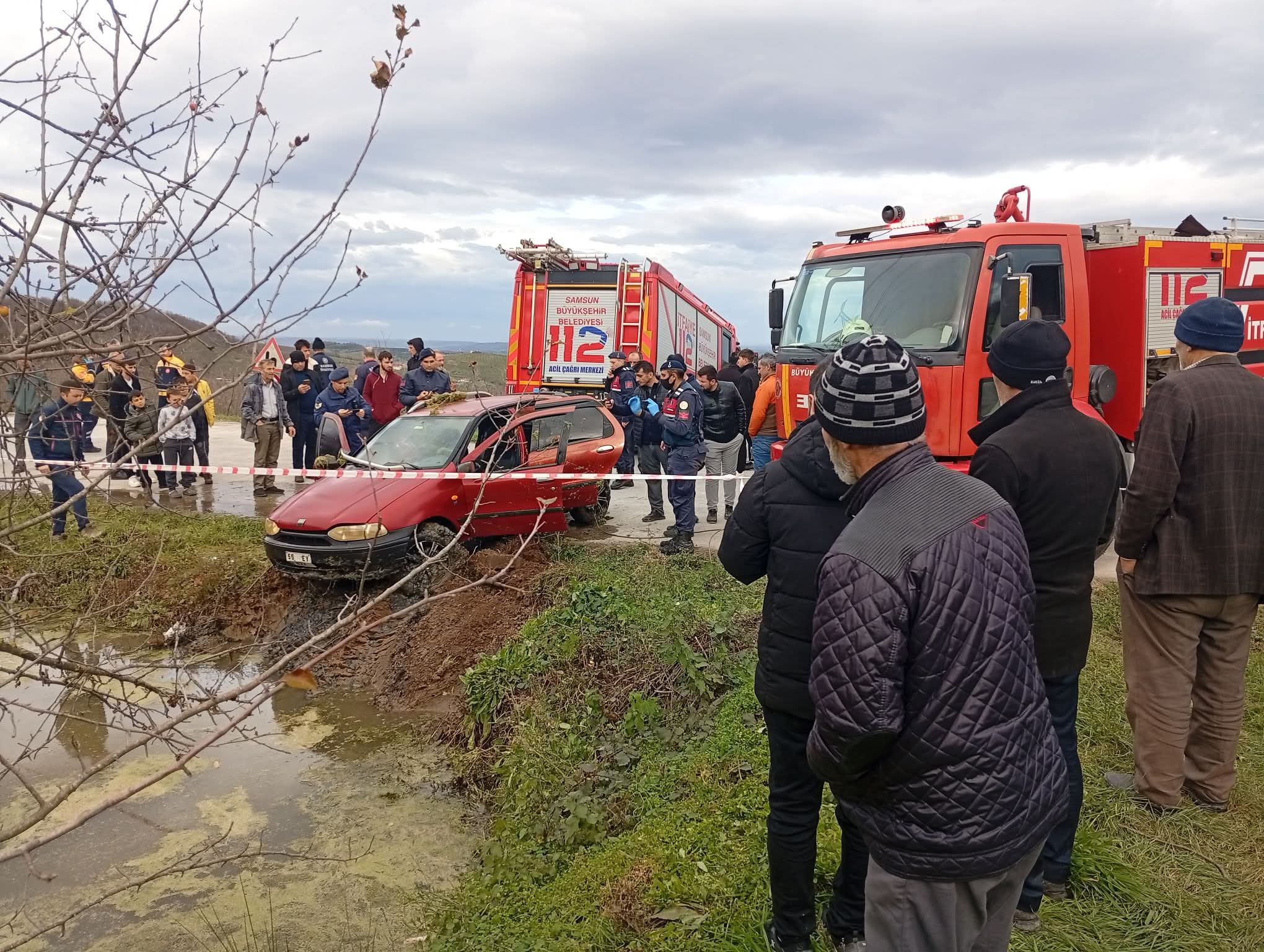 aa-20260111-40224015-40224012-samsunda-otomobilin-sulama-goletine-devrilmesi-sonucu-2-kisi-yaralandi.jpg