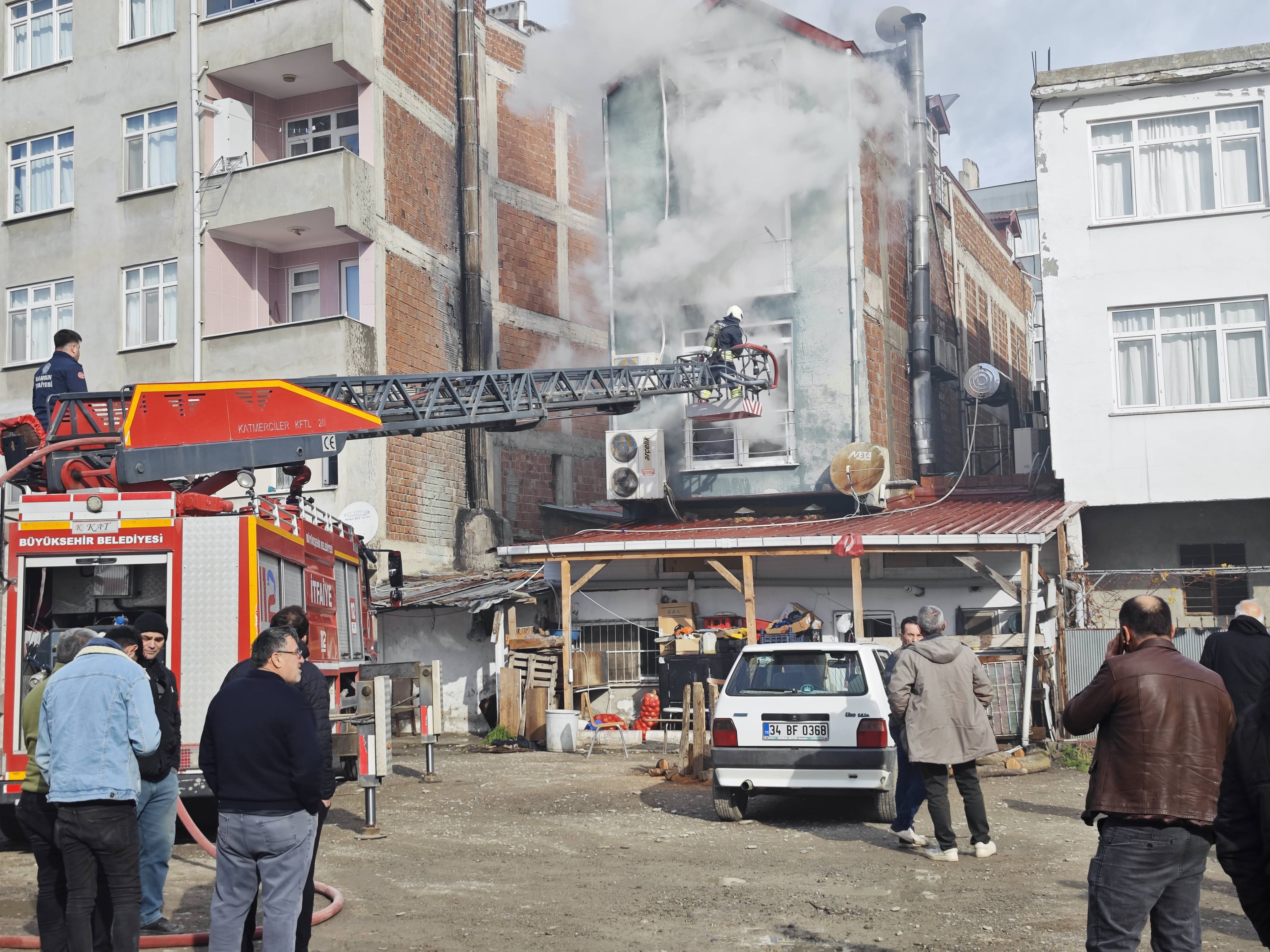 aa-20260219-40607465-40607464-samsunda-pansiyonda-cikan-yangin-sonduruldu.jpg