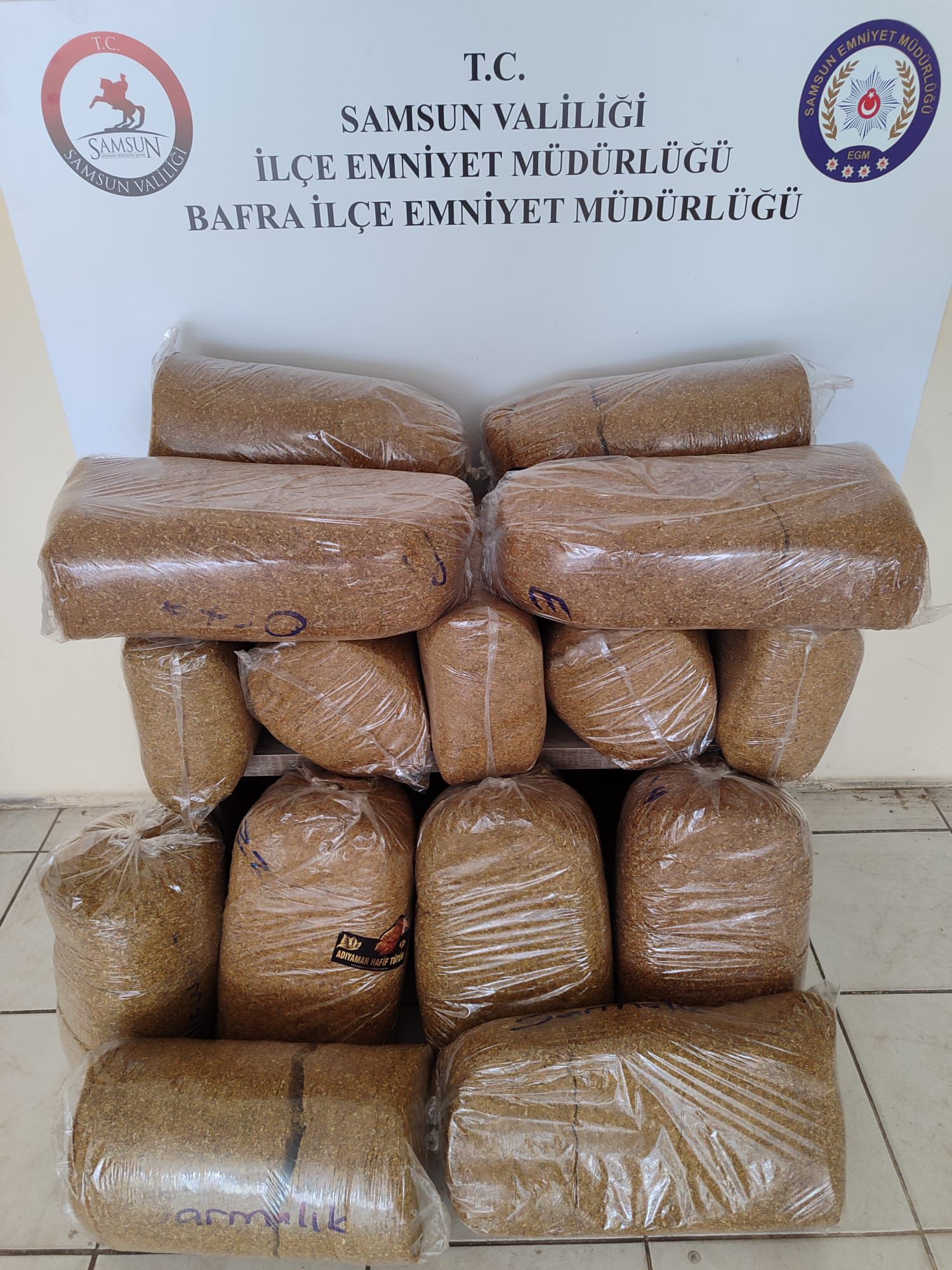 aa-20260220-40621034-40621033-samsunda-75-kilogram-kacak-tutun-ele-gecirildi.jpg