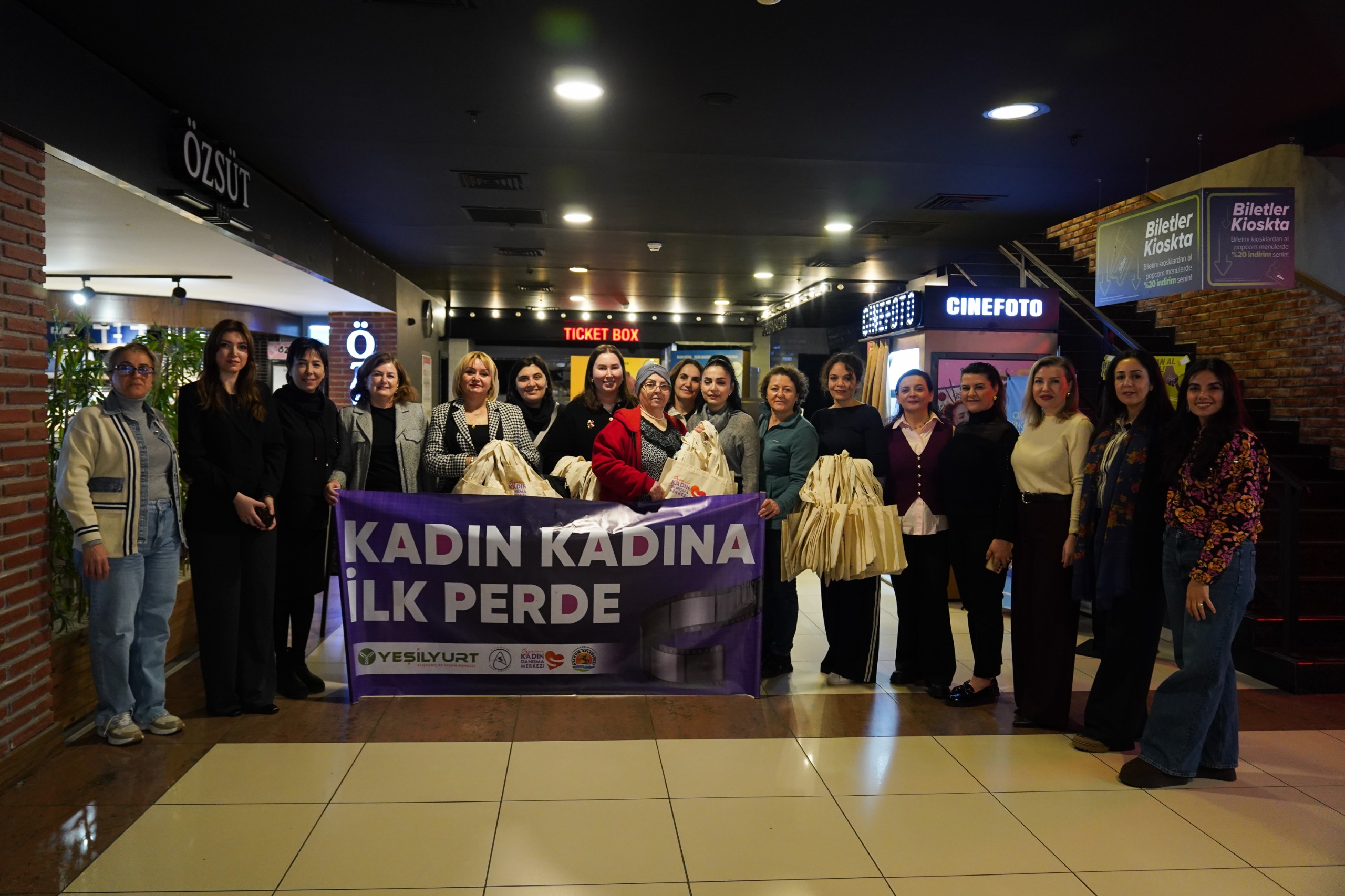 kadin-kadina-ilk-perde-4.jpeg