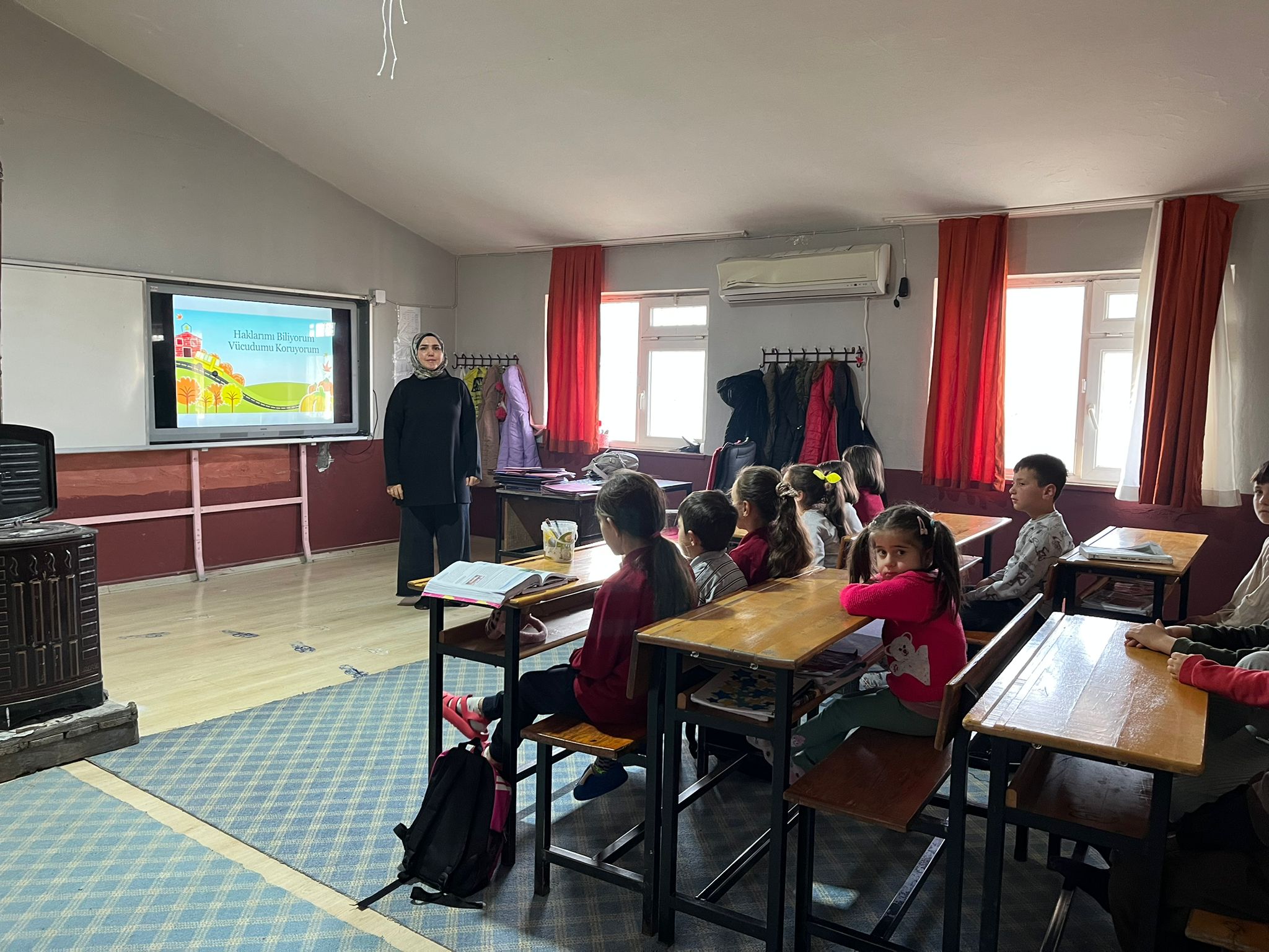 aa-20260310-40779795-40779793-vezirkoprude-12-bin-647-ogrenciye-mahremiyet-egitimi-verildi.jpg