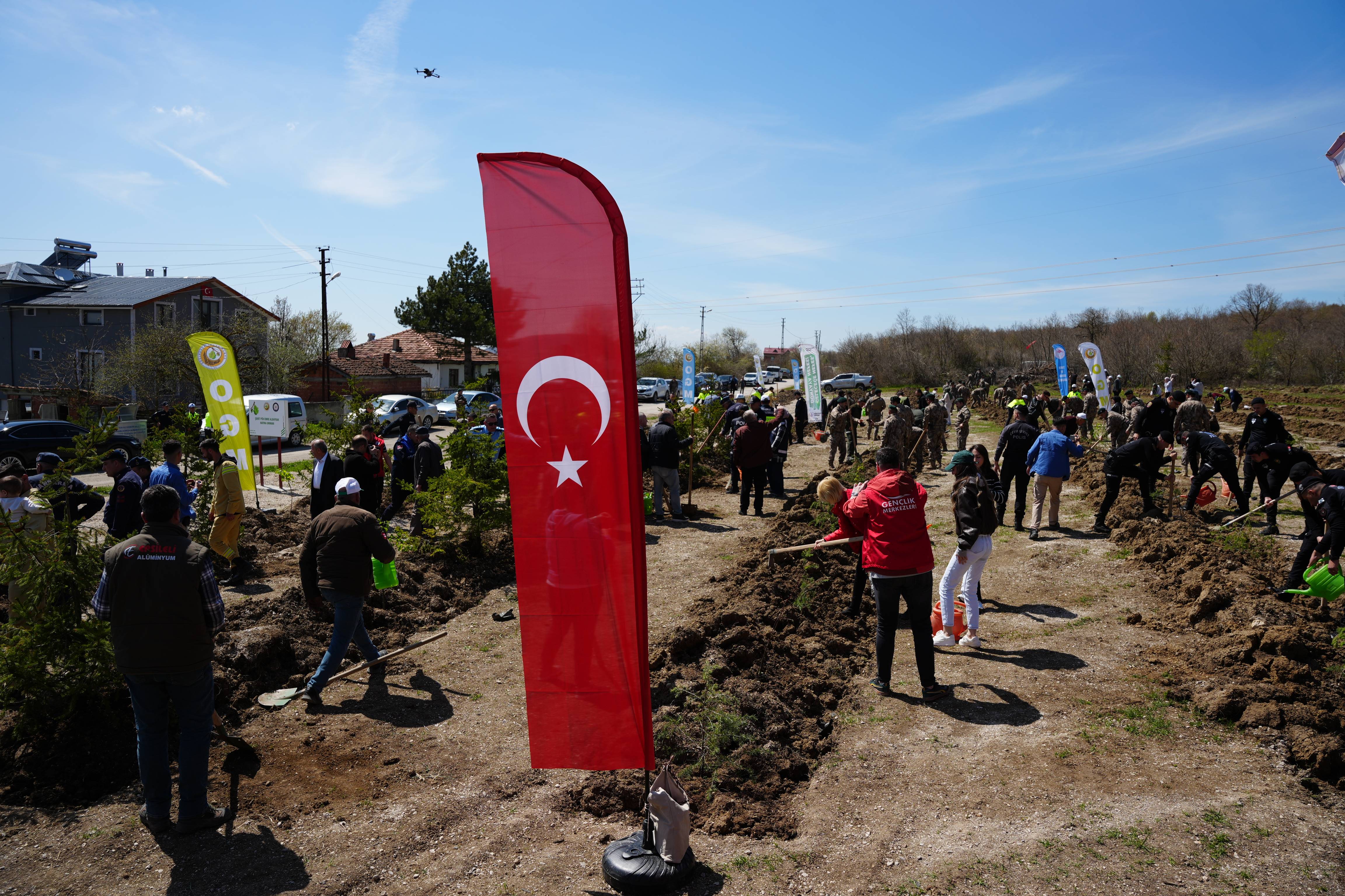 aa-20260430-41253005-41253000-sehit-polis-memuru-emre-albayrak-adina-hatira-ormani-olusturuldu.jpg