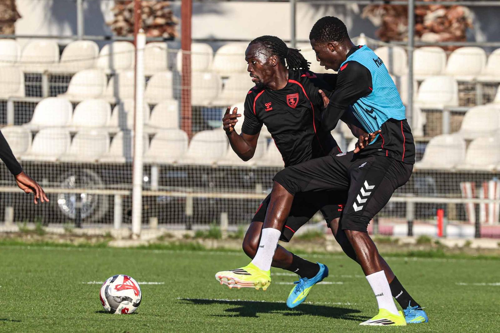 aa-20260430-41254963-41254962-samsunspor-galatasaray-maci-hazirliklarina-basladi-001.jpg