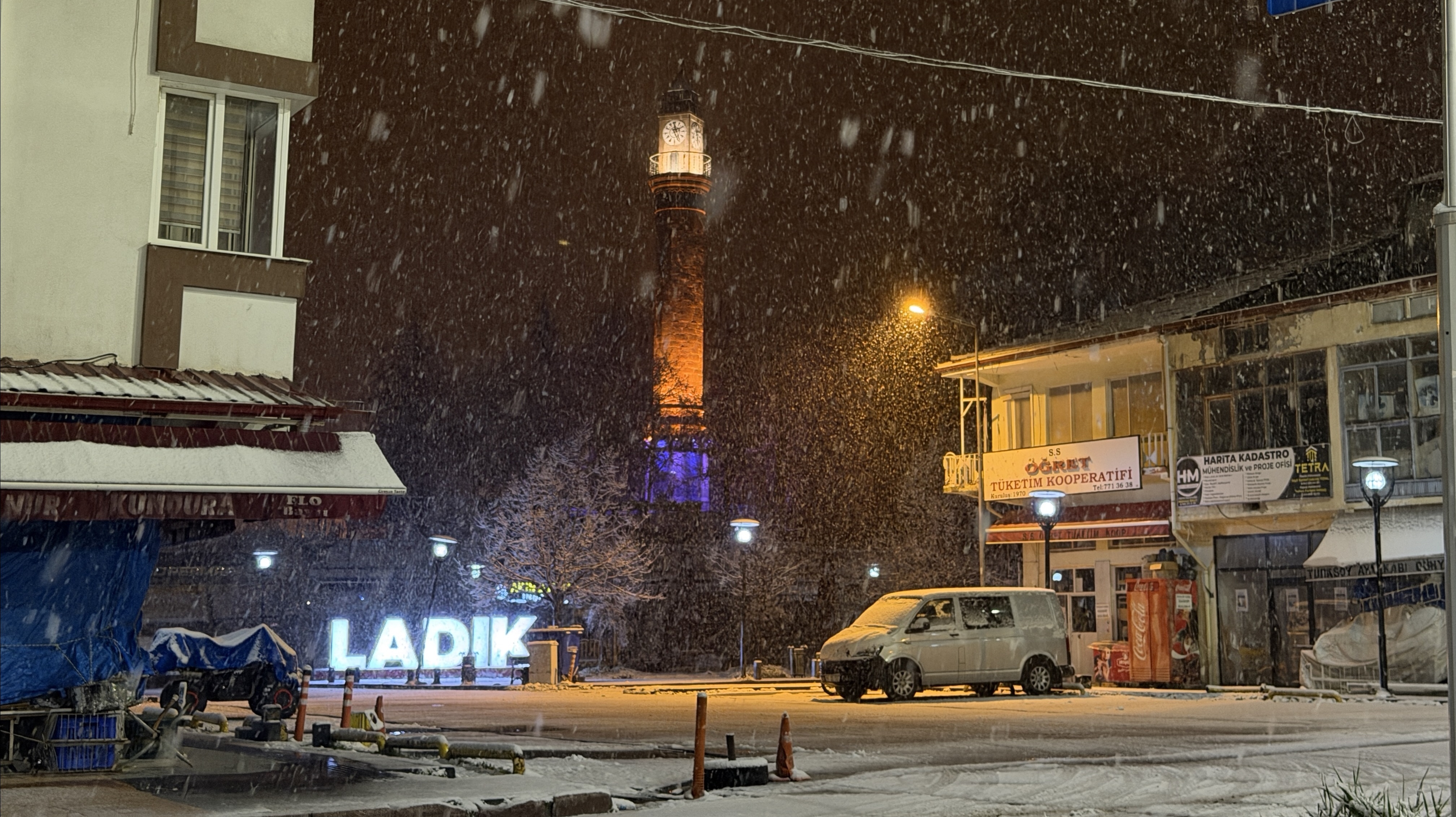 aa-20260503-41274890-41274889-samsunun-ladik-ilcesinde-kar-yagisi-etkili-oldu.jpg