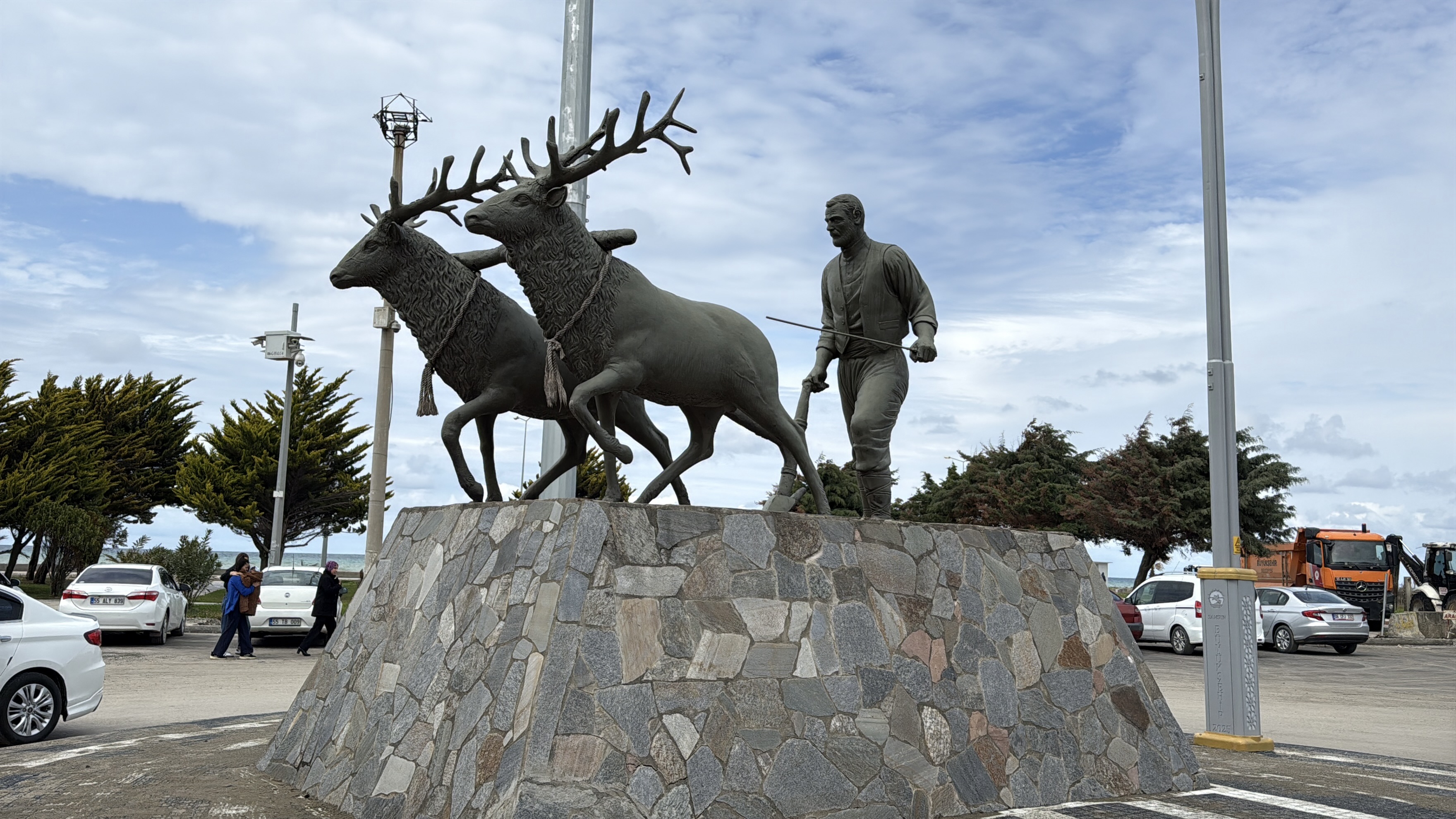 aa-20260503-41275762-41275761-samsunda-efsaneden-yola-cikilarak-geyik-yasam-alani-olusturuldu.jpg