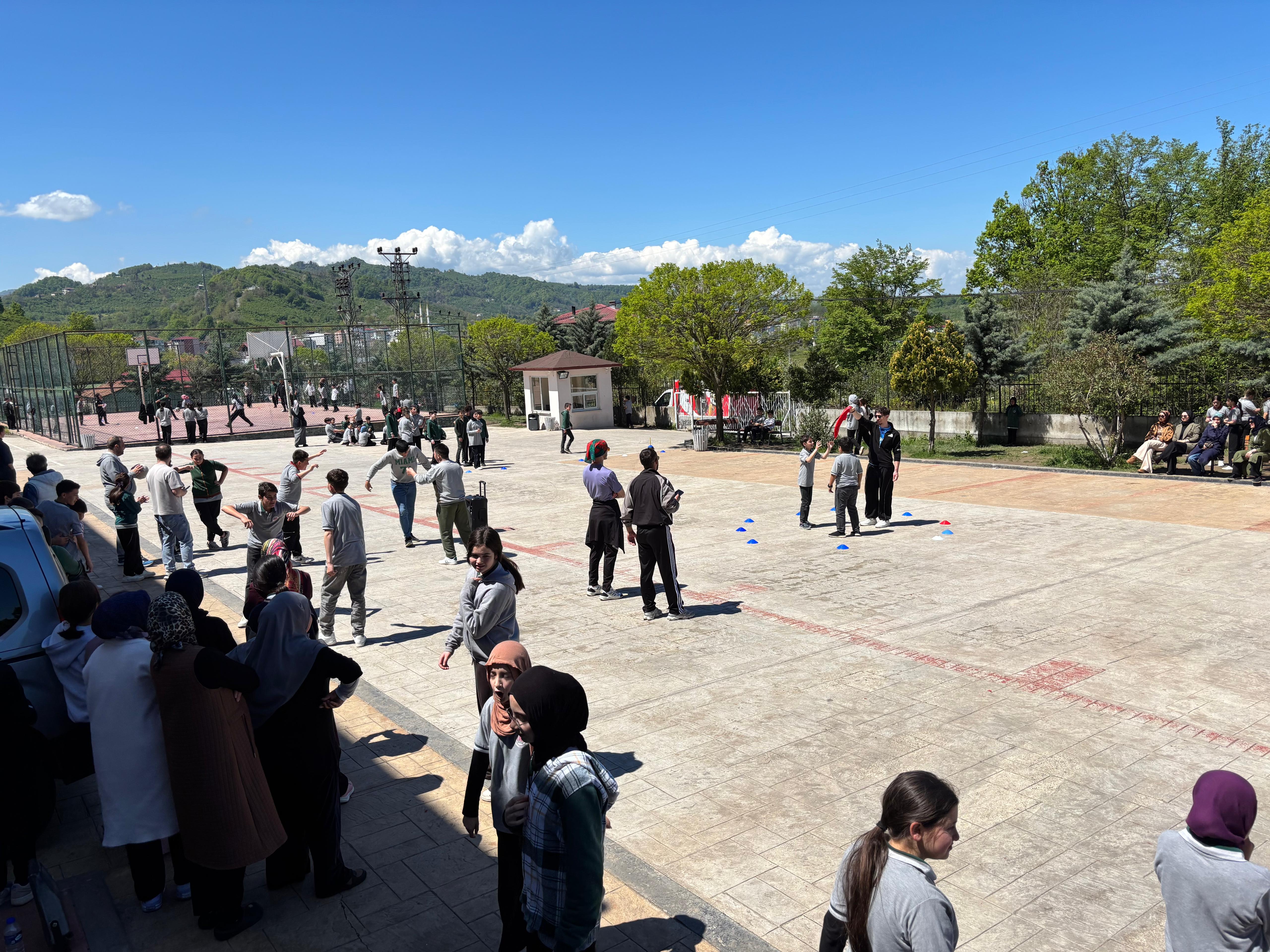 aa-20260508-41320230-41320227-samsunda-cocuklar-geleneksel-oyunlarla-eglendi.jpg