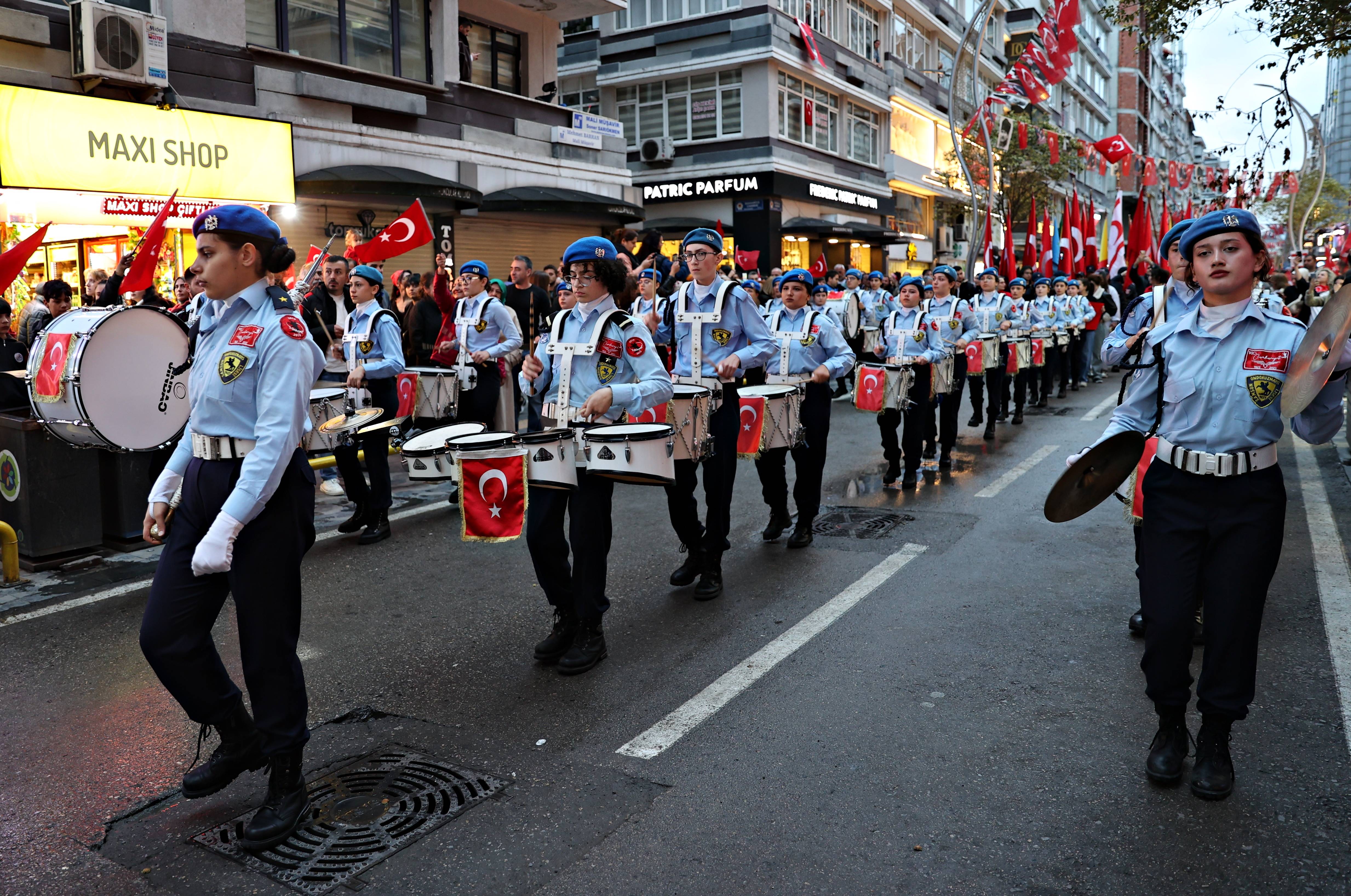 aa-20260518-41423295-41423288-samsunda-bayrak-ve-fener-alayi-yuruyusu-duzenlendi.jpg