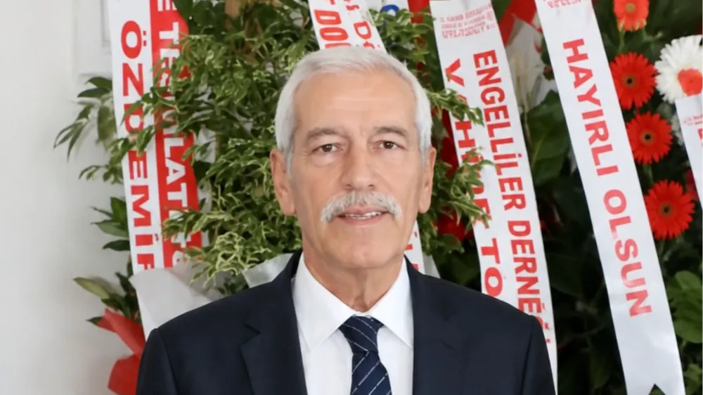 samsun-alacam-eski-belediye-baskani-hadi-uyar-vefat-etti-7hrly.webp