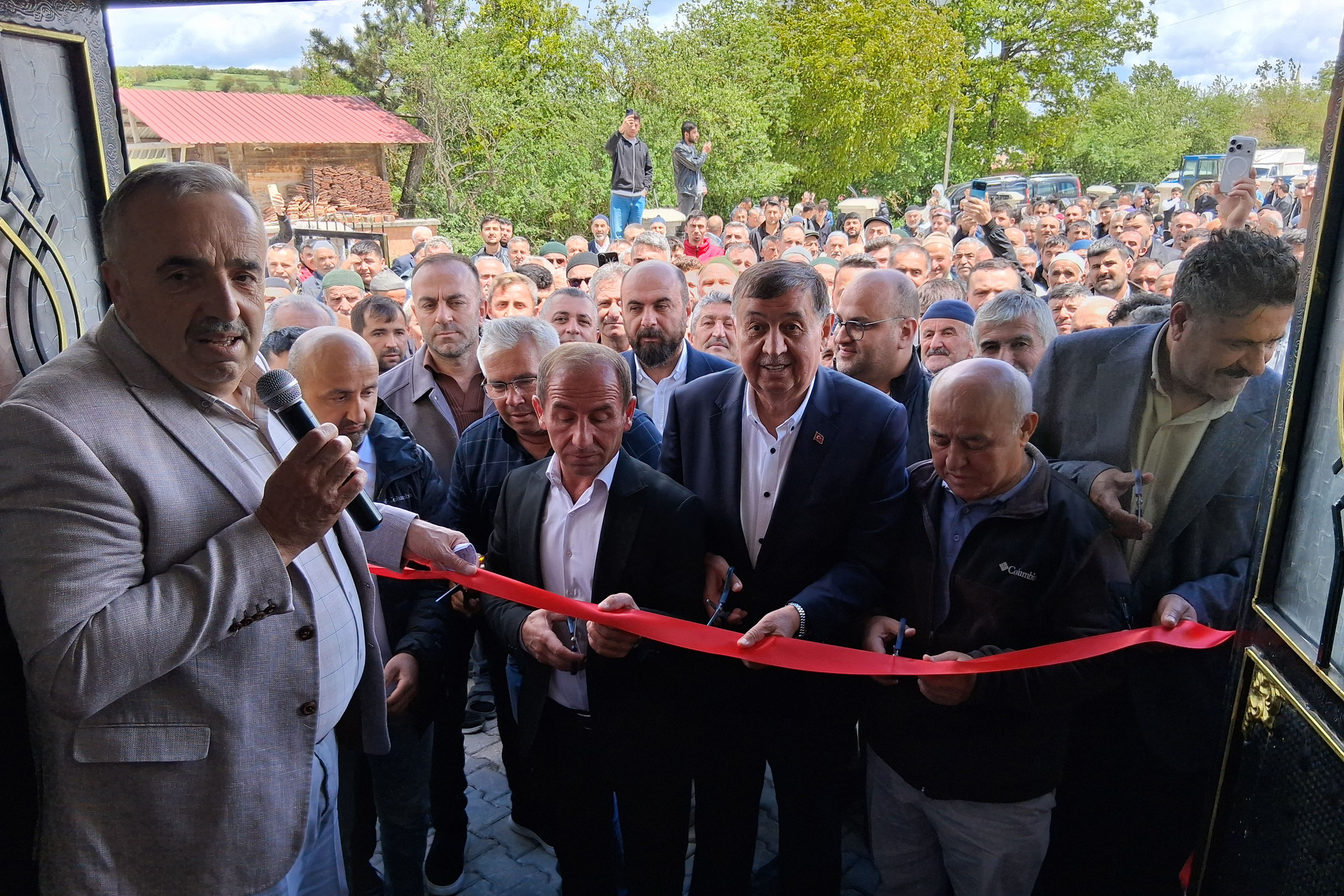 aa-20260530-41533533-41533532-havzada-erikbelen-haci-nazim-efendi-camisi-acilisi-yapildi.jpg
