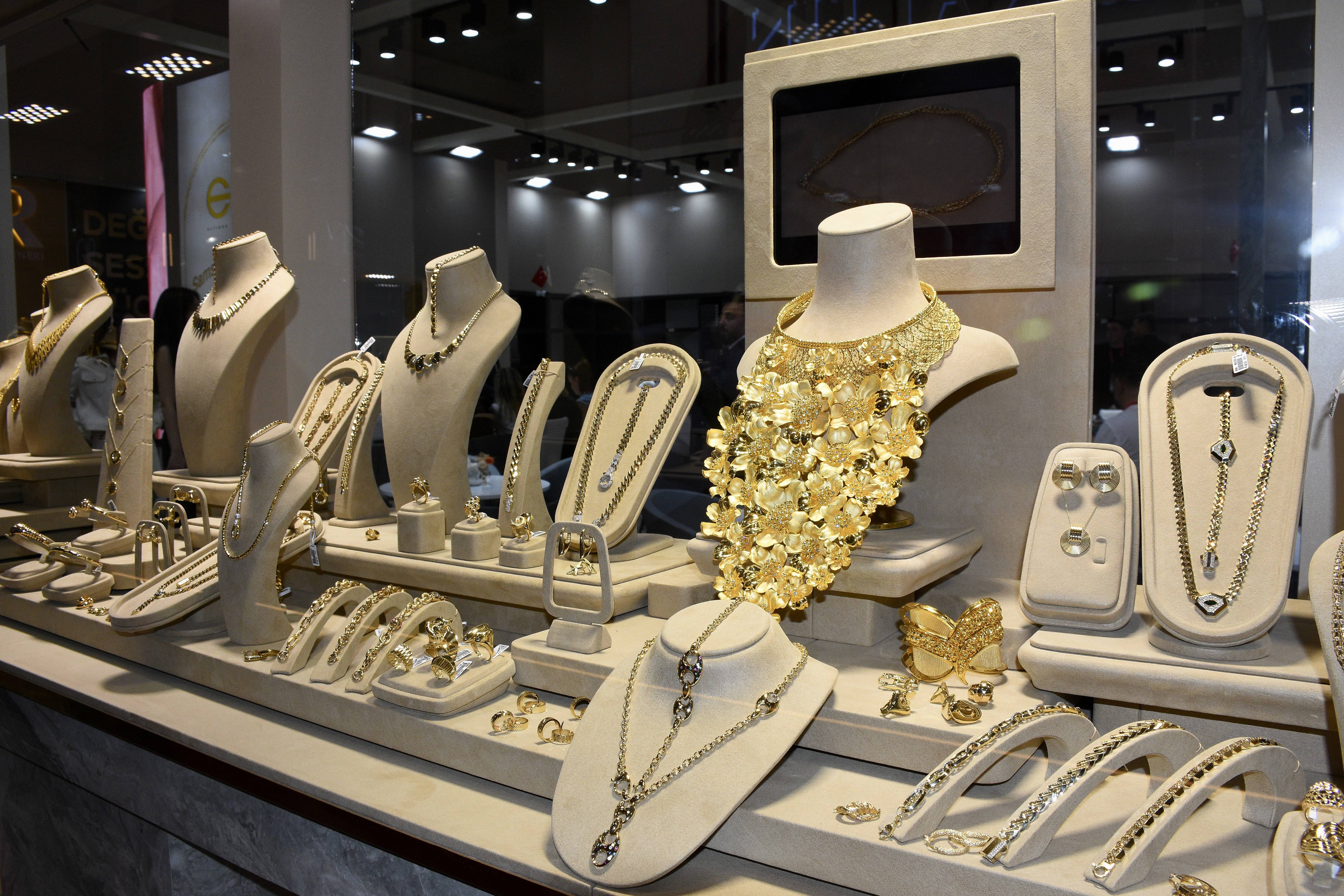 aa-20260605-41586211-41586207-samsun-exclusive-jewellery-show-kuyumculuk-fuari-basladi.jpg