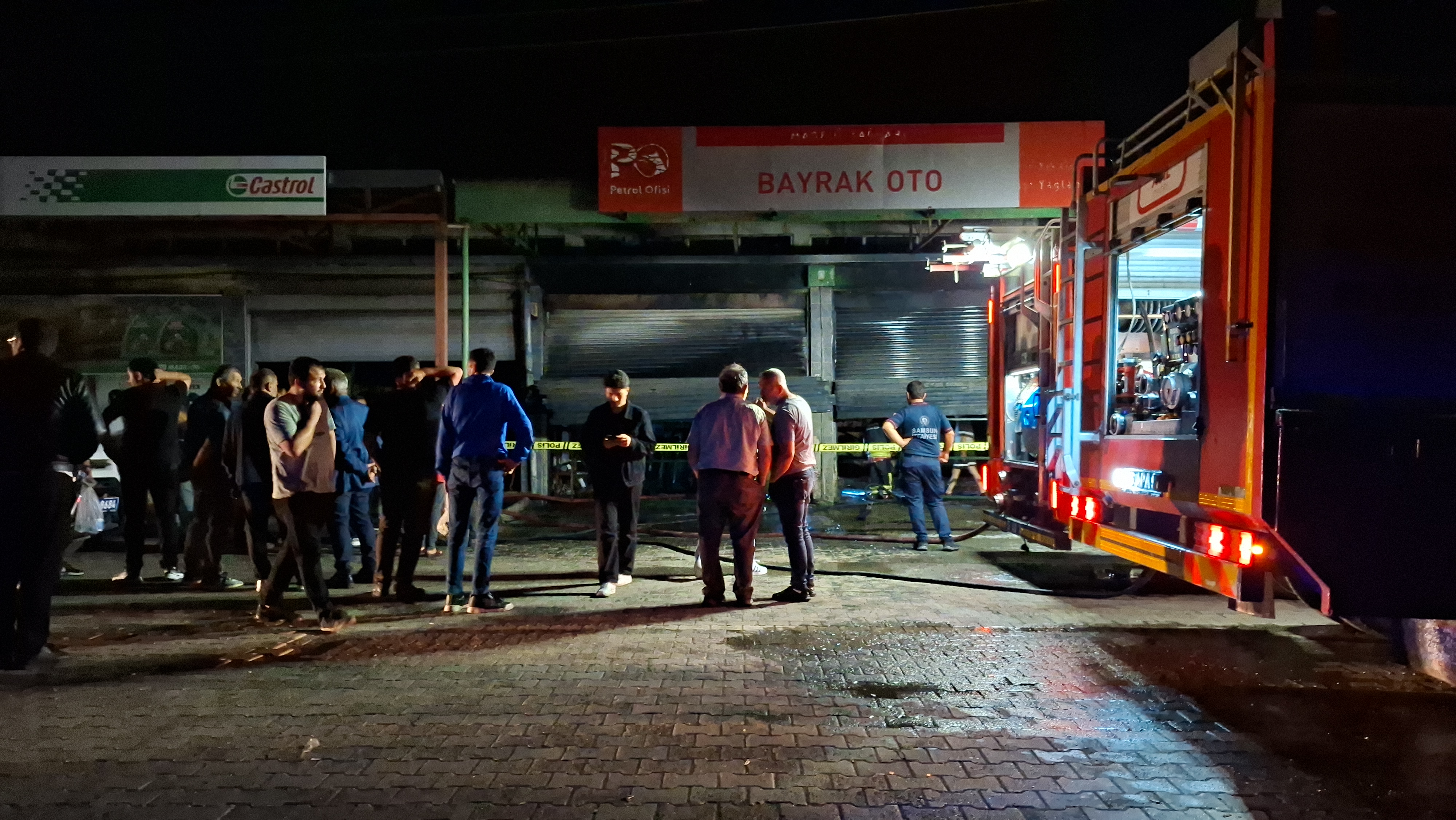 aa-20260608-41609959-41609957-samsunda-oto-yikama-dukkaninda-cikan-yangin-sonduruldu.jpg