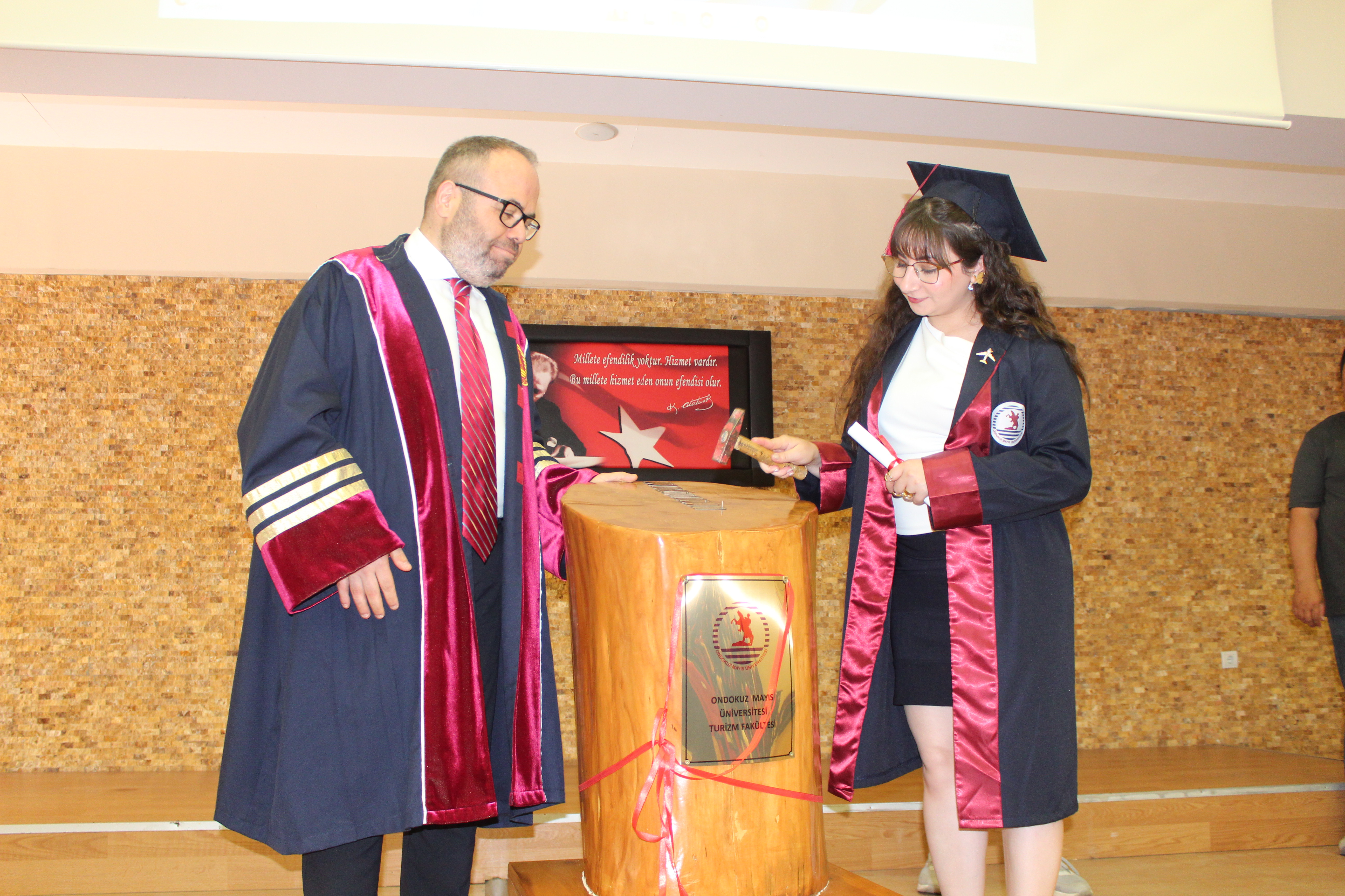 aa-20260609-41623282-41623274-omu-turizm-fakultesi-ve-bafra-turizm-myoda-mezuniyet-toreni-duzenlendi.jpg