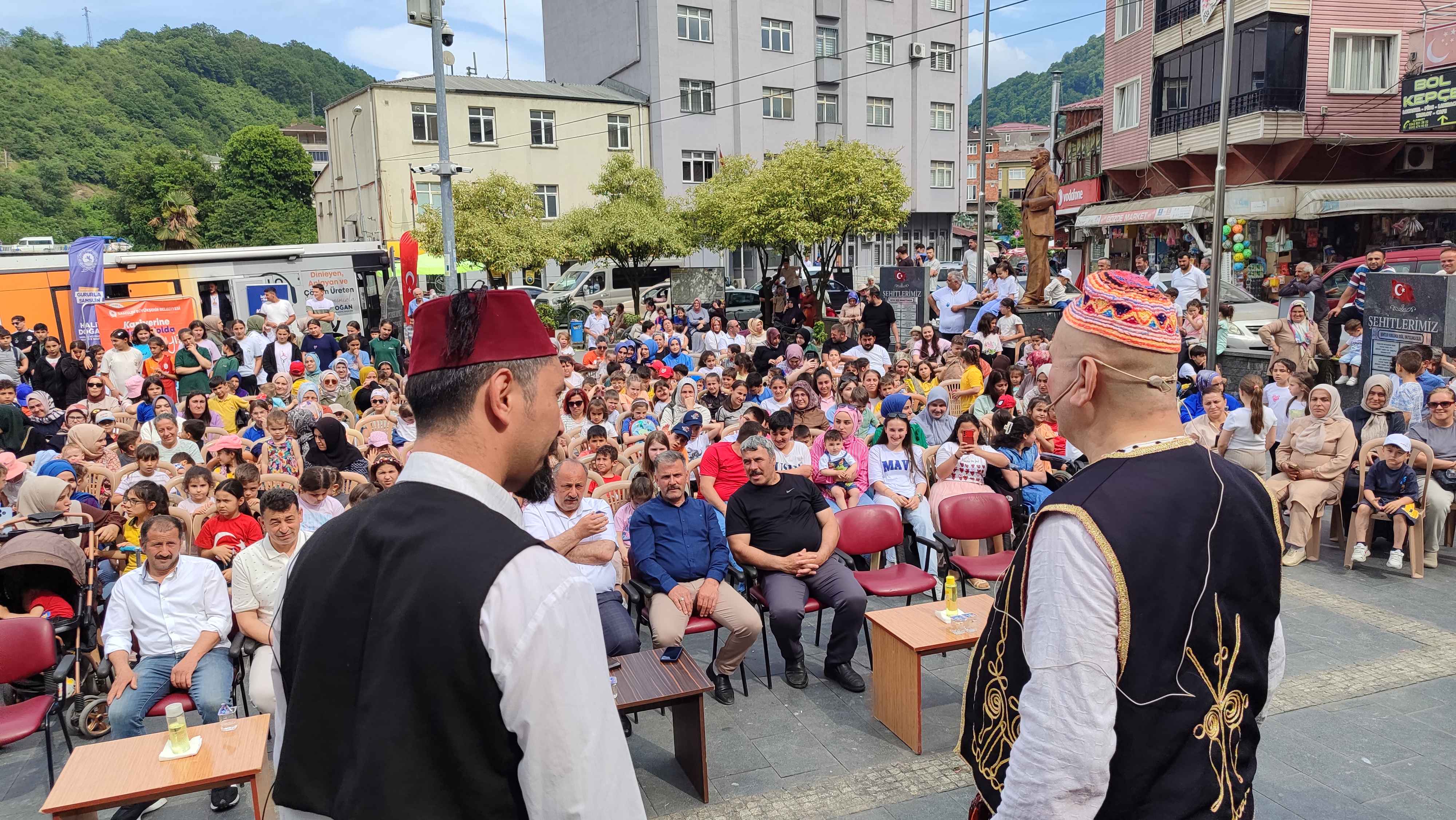 aa-20260609-41623692-41623690-salipazari-belediyesinden-cocuklara-ucretsiz-tiyatro-soleni.jpg