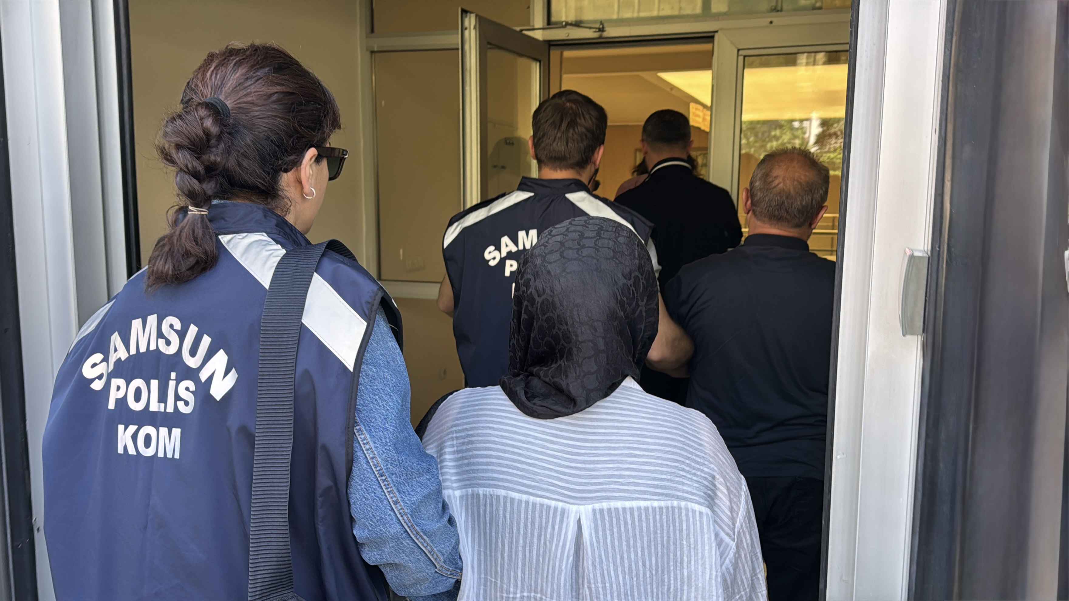 samsunda-tefecilik-operasyonu-3-gozalt-1356633-402829.jpg