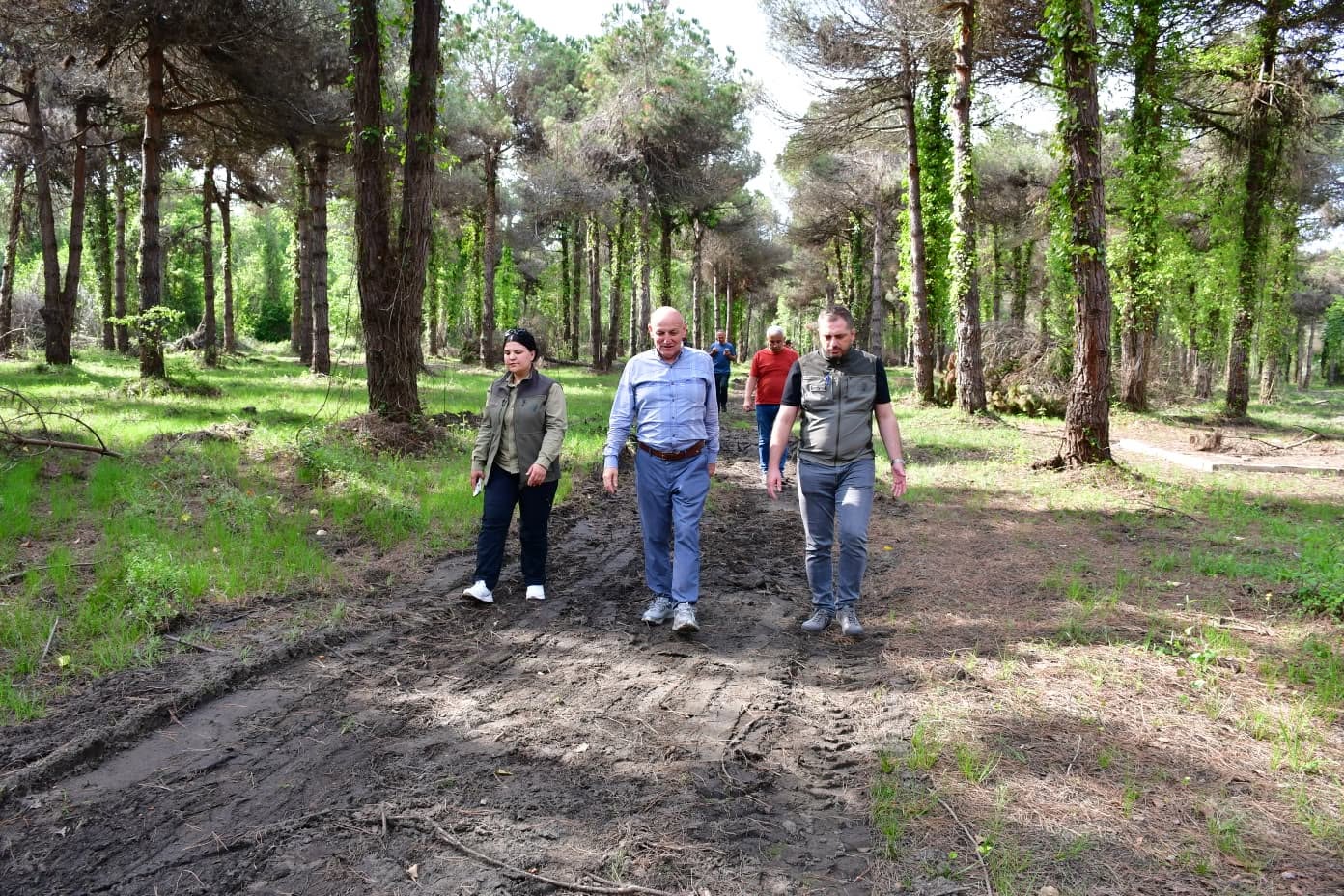 baskan-senol-kuldan-amazon-tabiat-parki-incelemesi-1.jpg