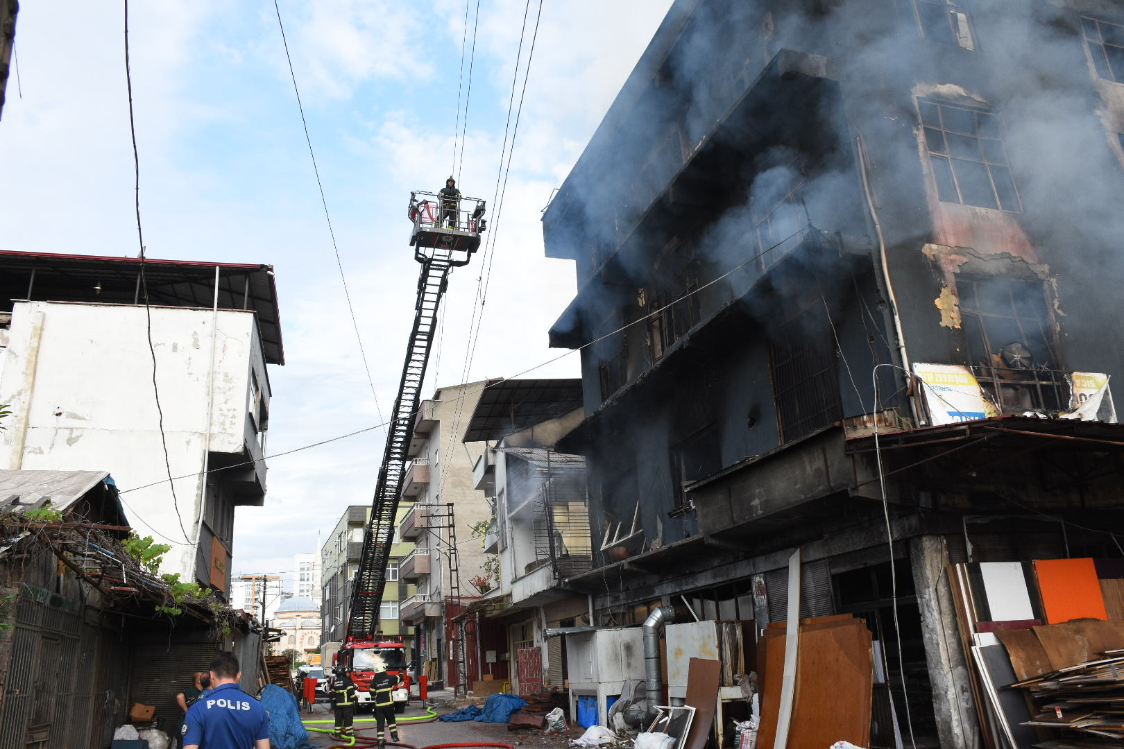 aa-20260620-41728547-41728539-samsunda-mobilya-imalathanesinde-cikan-yangin-sonduruldu.jpg