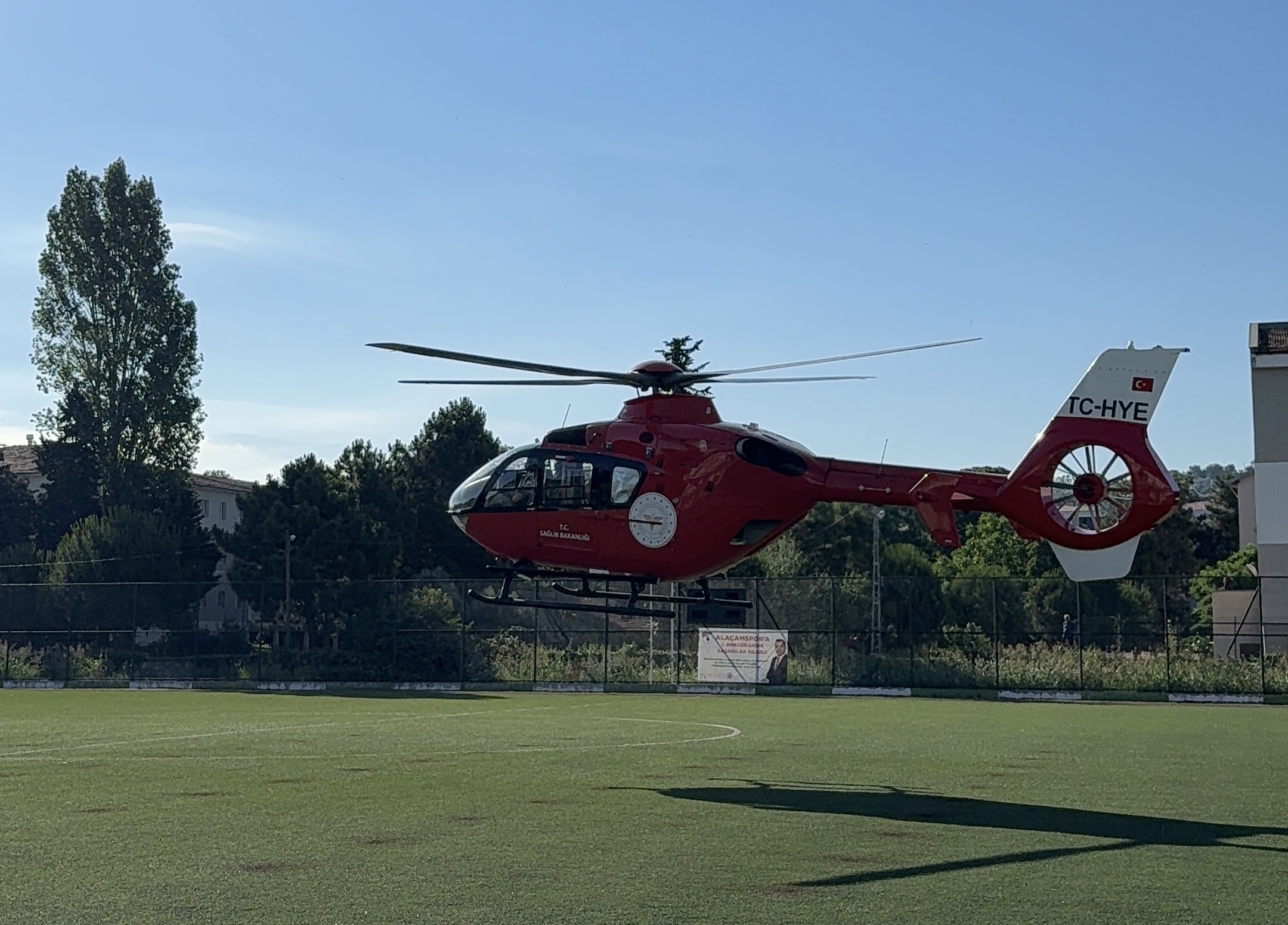 aa-20260630-41833658-41833657-beyin-kanamasi-gecirdigi-suphelenilen-hasta-ambulans-helikopterle-hastaneye-kaldirildi.jpg