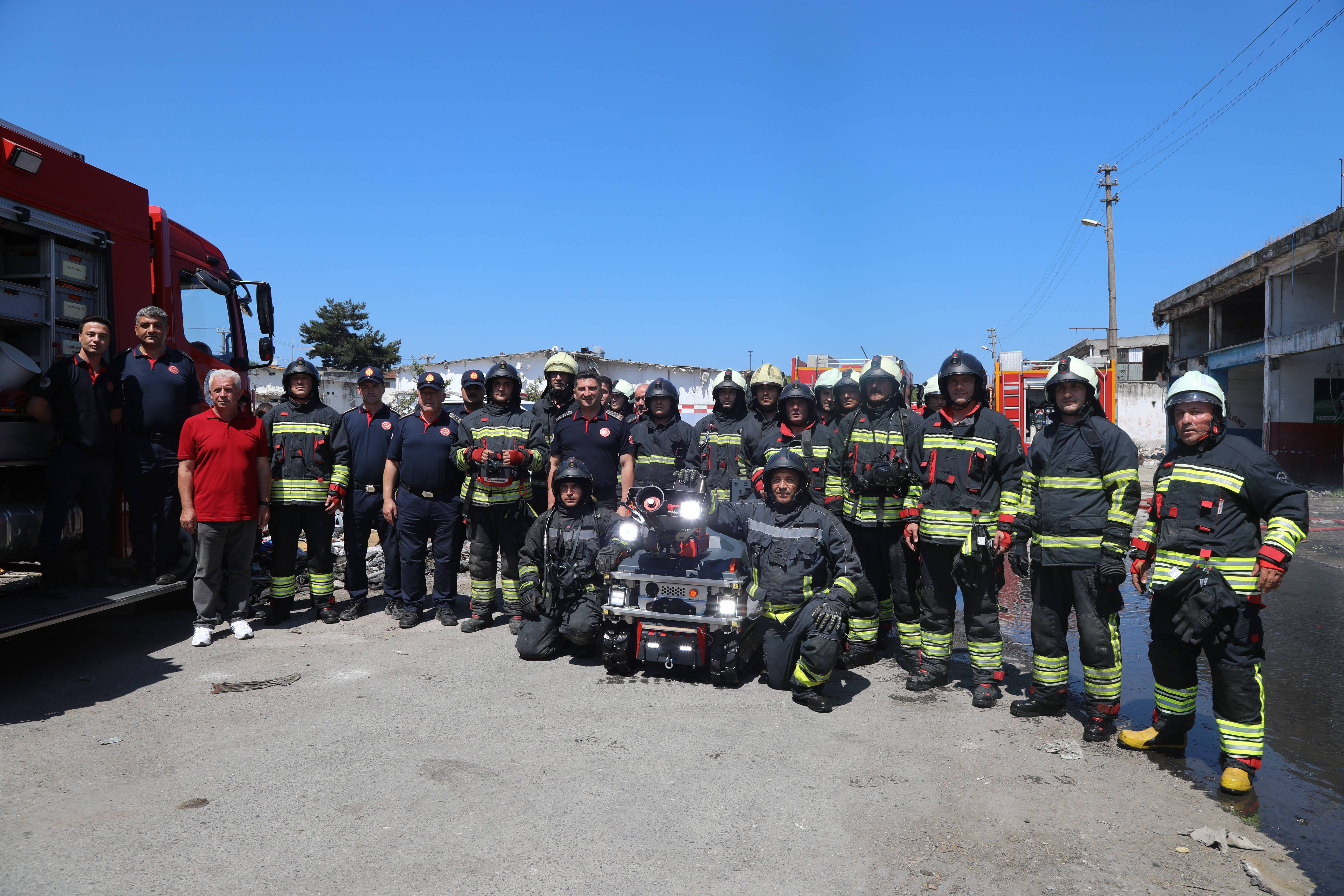aa-20260701-41843410-41843409-samsunda-endustriyel-tesisler-ve-sanayi-bolgelerindeki-yanginlara-robotla-mudahale-edilecek.jpg