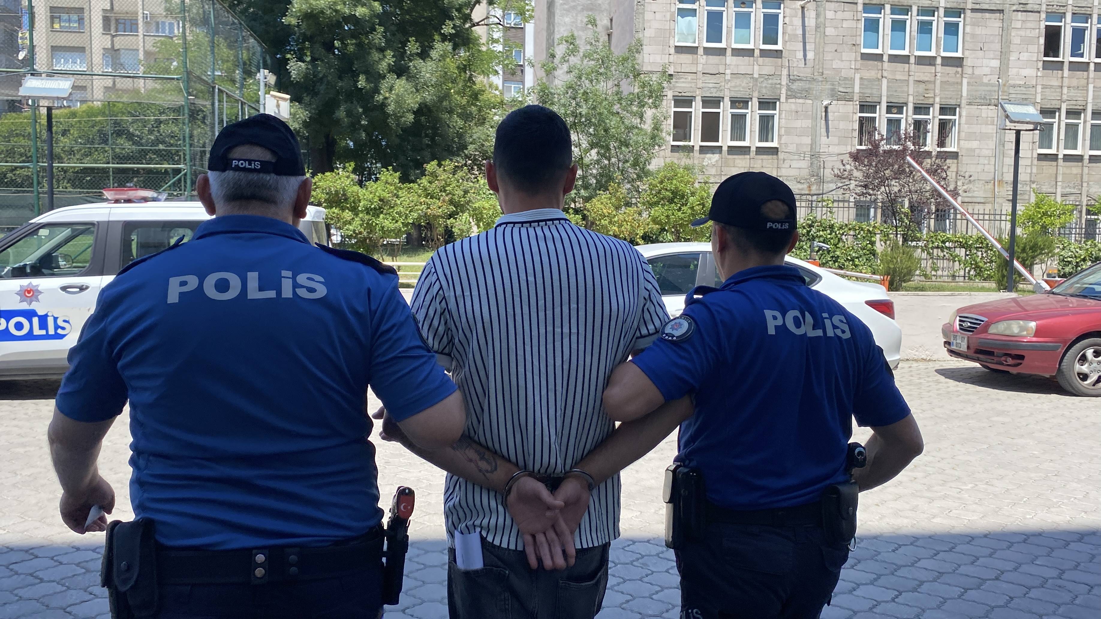 benim-yanimda-cop-toplayamazsin-dedigi-1392432-413588.jpg