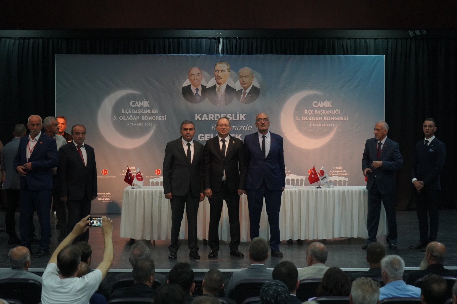 aa-20260705-41882907-41882904-mhpnin-canik-ve-tekkekoy-ilce-kongreleri-tamamlandi.jpg