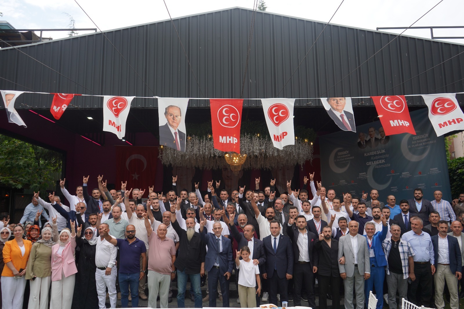 aa-20260705-41882907-41882905-mhpnin-canik-ve-tekkekoy-ilce-kongreleri-tamamlandi.jpg