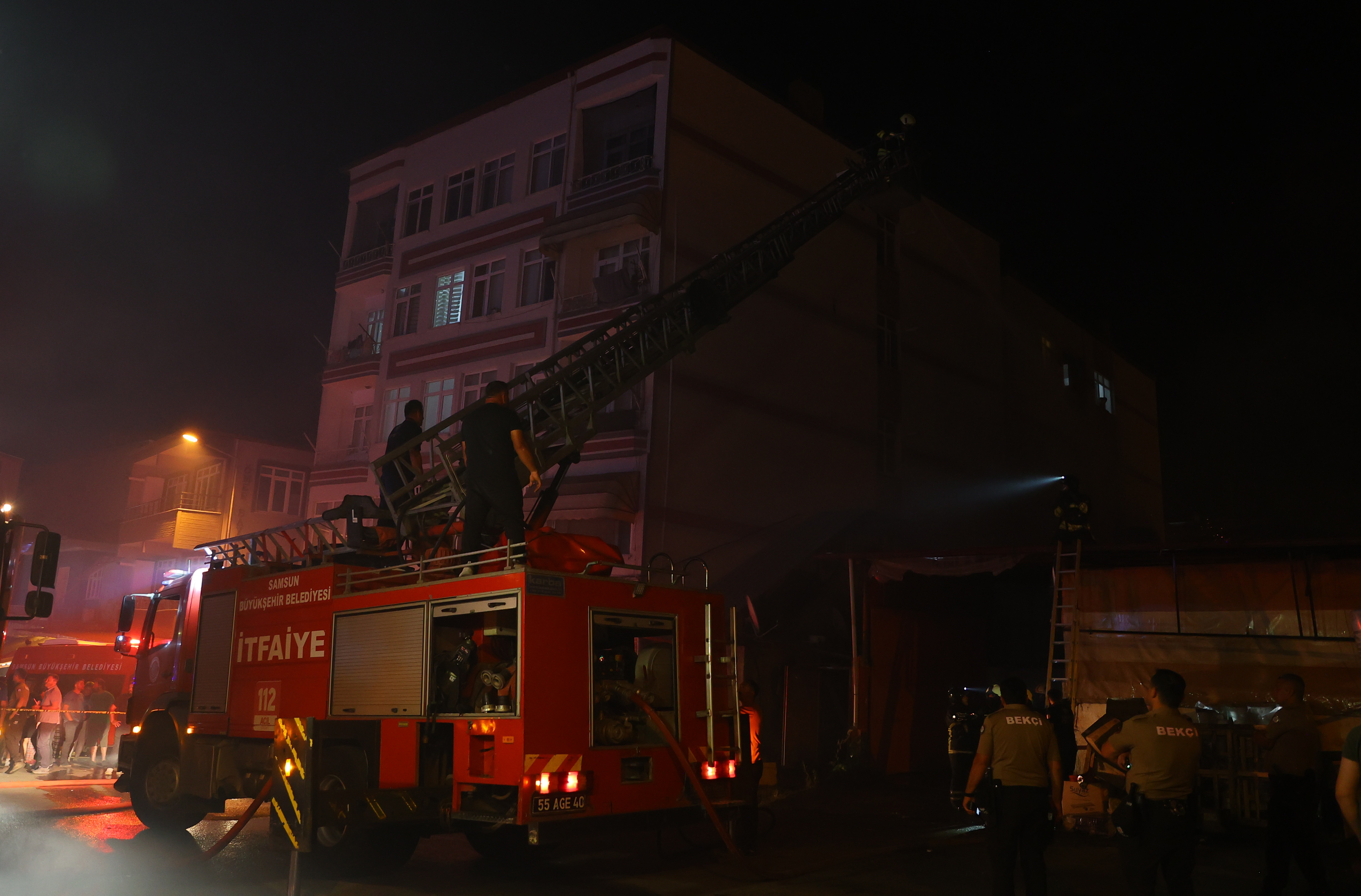 aa-20260706-41896710-41896709-samsunda-insaat-malzemesi-deposunda-cikan-yangin-sonduruldu.jpg