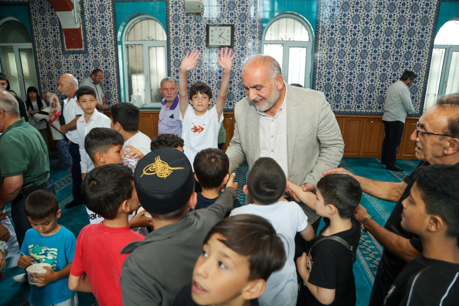 1-haydi-gule-oynaya-camiye-gel-projesi.jpg