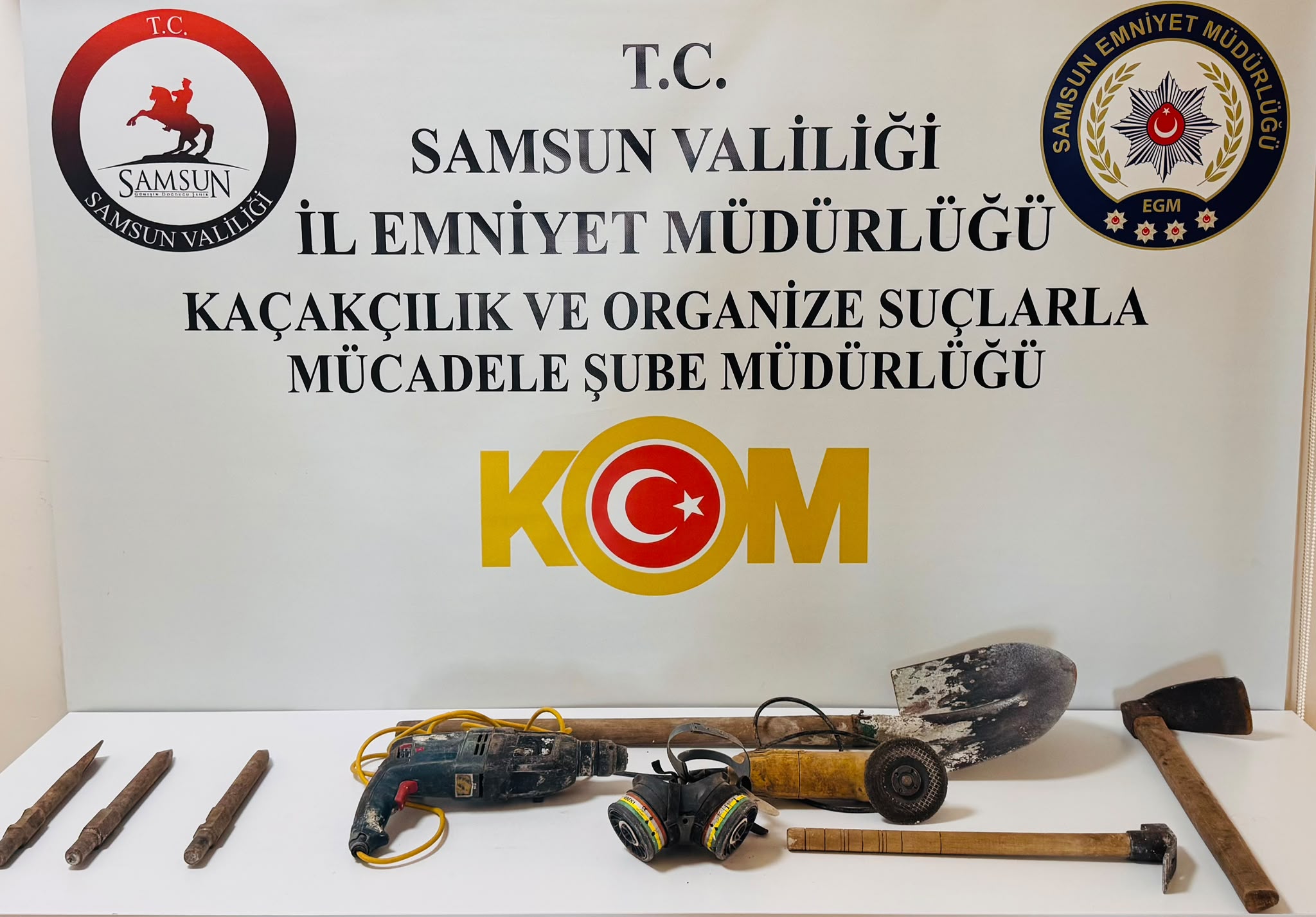 aa-20260721-42029034-42029033-samsunda-binada-cukur-kazarak-define-arayan-4-supheli-yakalandi.jpg