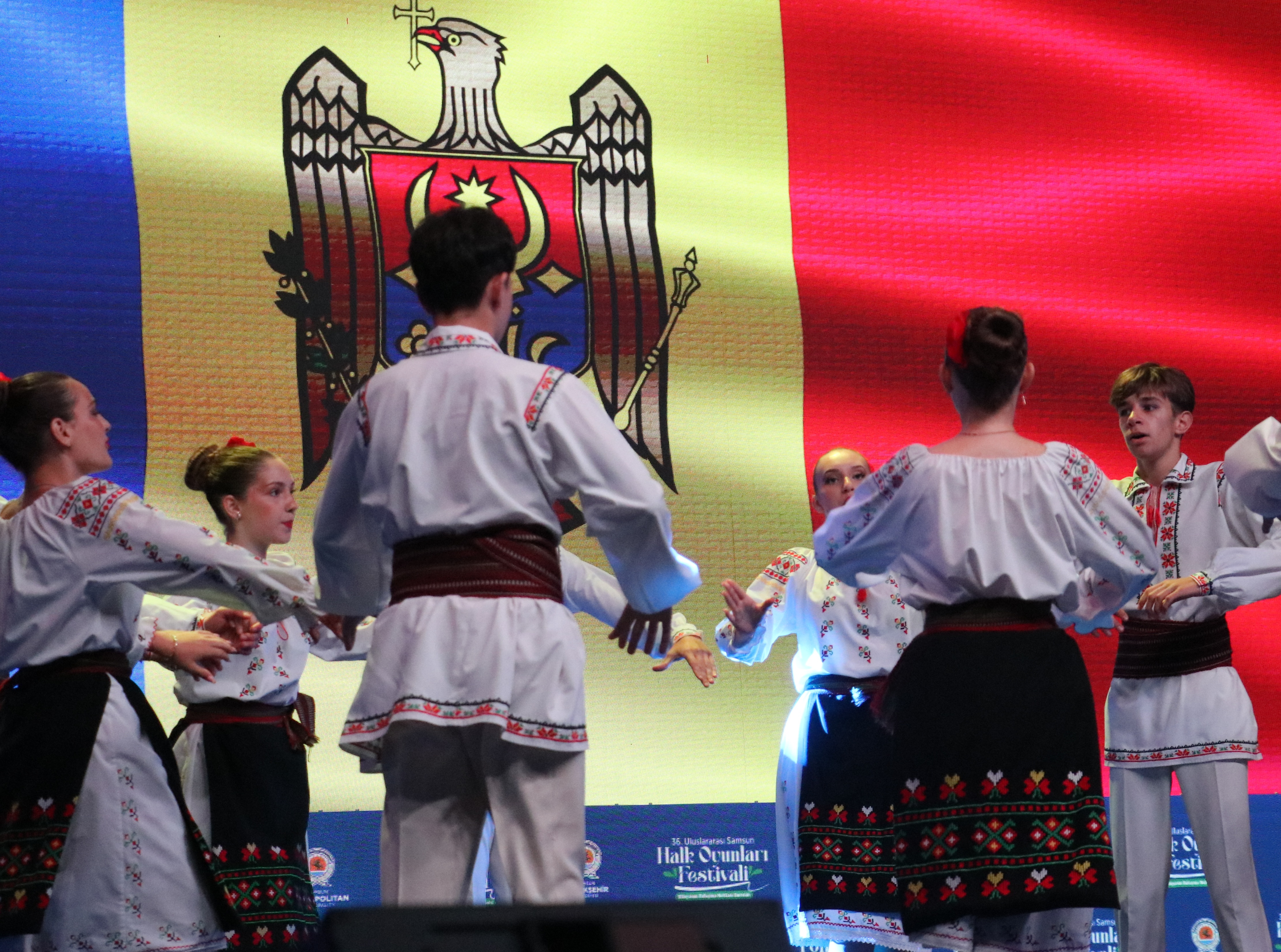 aa-20260721-42033812-42033811-36-uluslararasi-samsun-halk-oyunlari-festivali-basladi.jpg