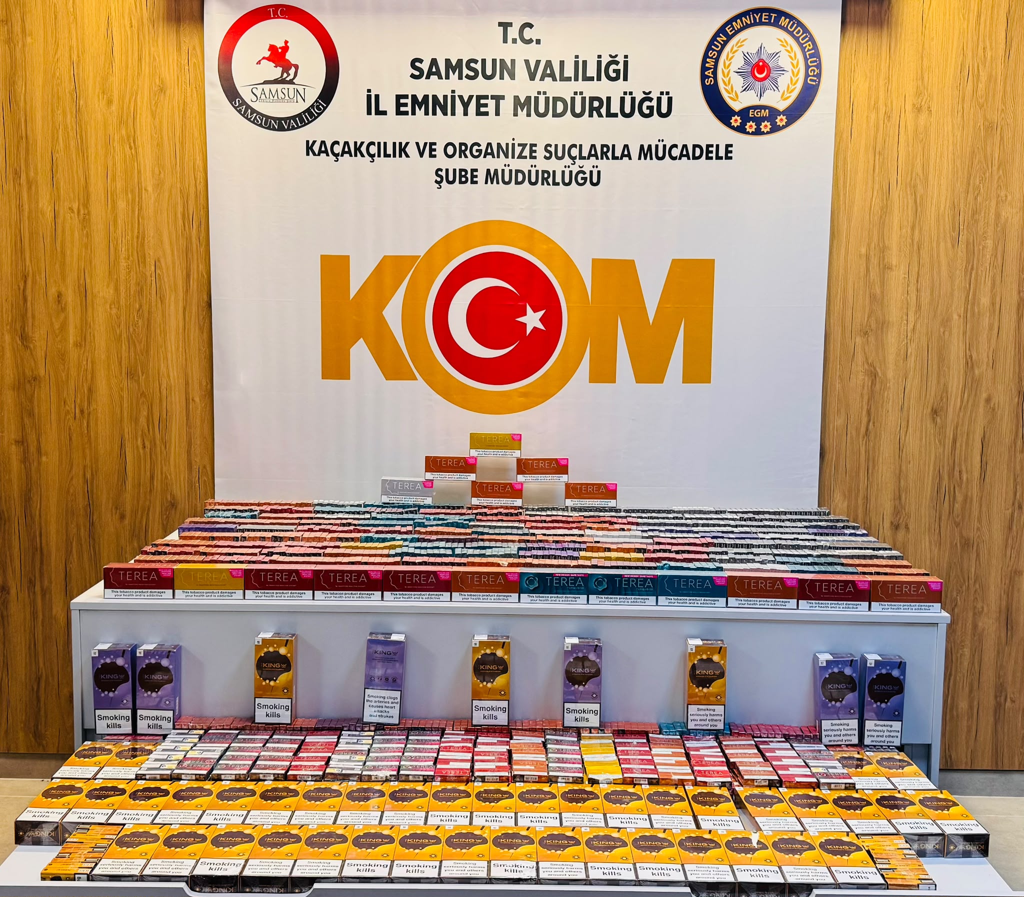 aa-20260727-42075343-42075341-samsunda-silah-ve-kacak-tutun-operasyonlarinda-5-kisi-yakalandi.jpg