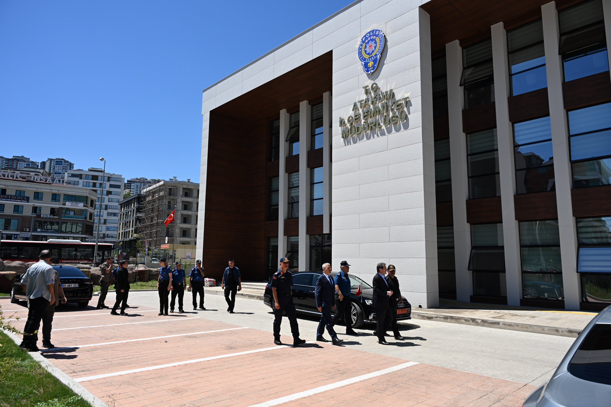 vali-tavli-atakum-ilce-emniyet-mudurlug-1432710-425828.jpg