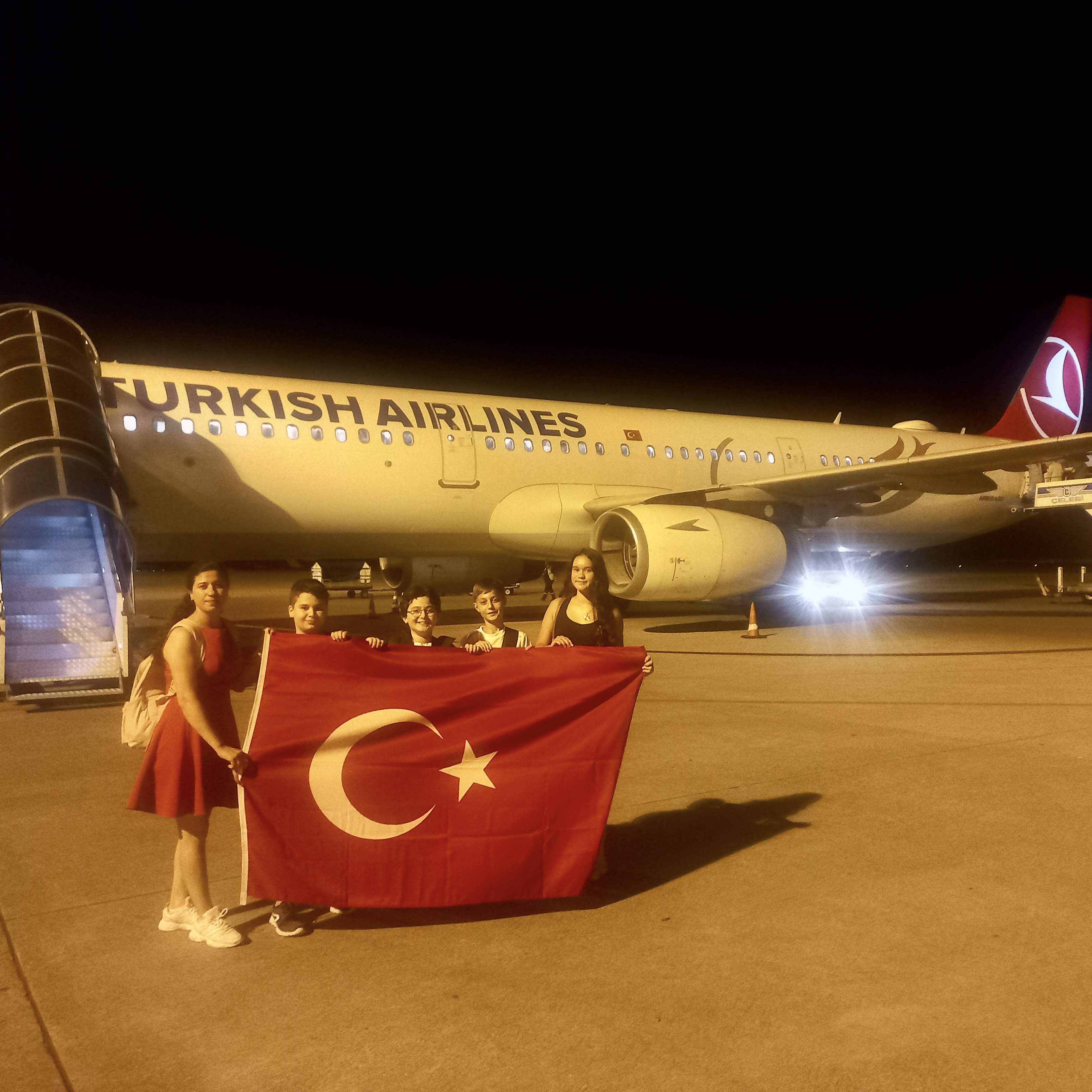 aa-20260731-42113002-42113001-samsunlu-ogrenciler-asya-uluslararasi-matematik-olimpiyati-icin-vietnama-gitti.jpg