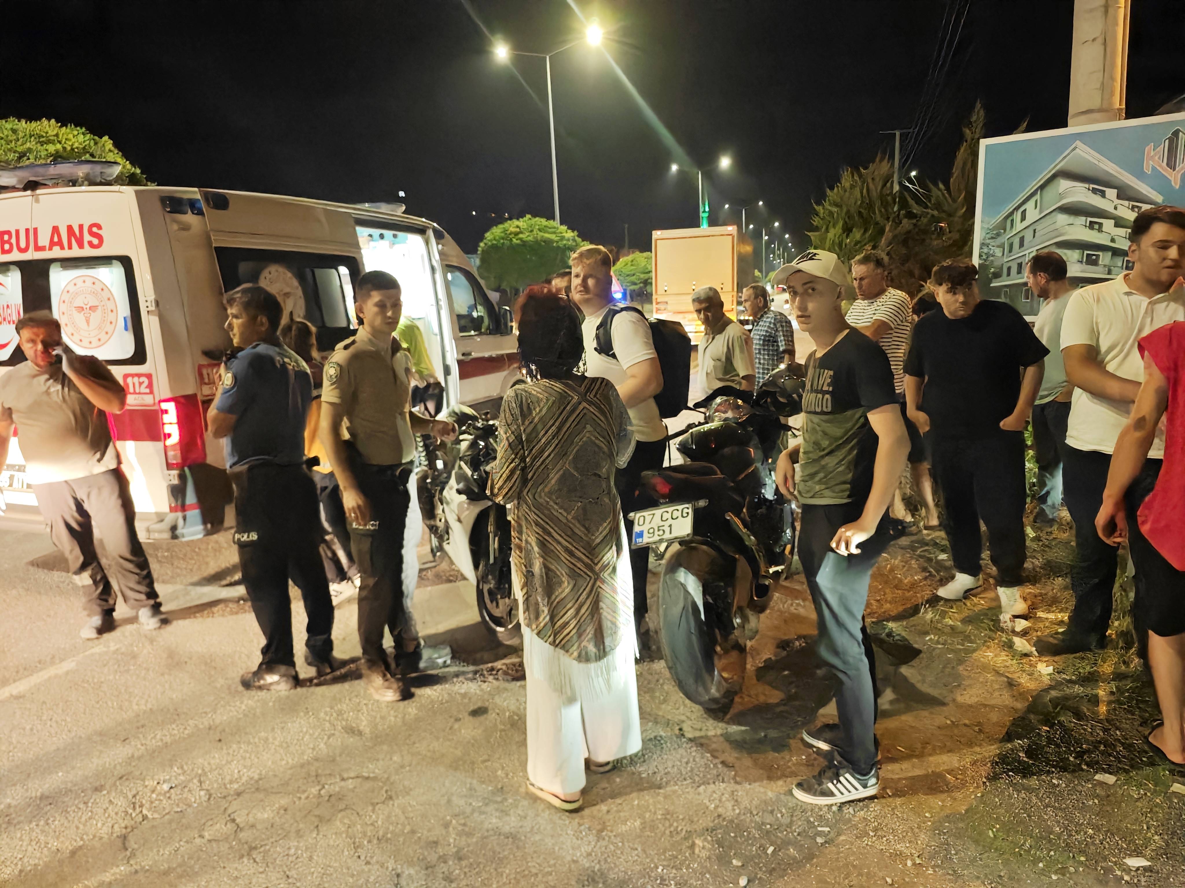 aa-20260804-42135248-42135247-samsunda-kaldirima-cikan-motosikletteki-2-kisi-yaralandi.jpg