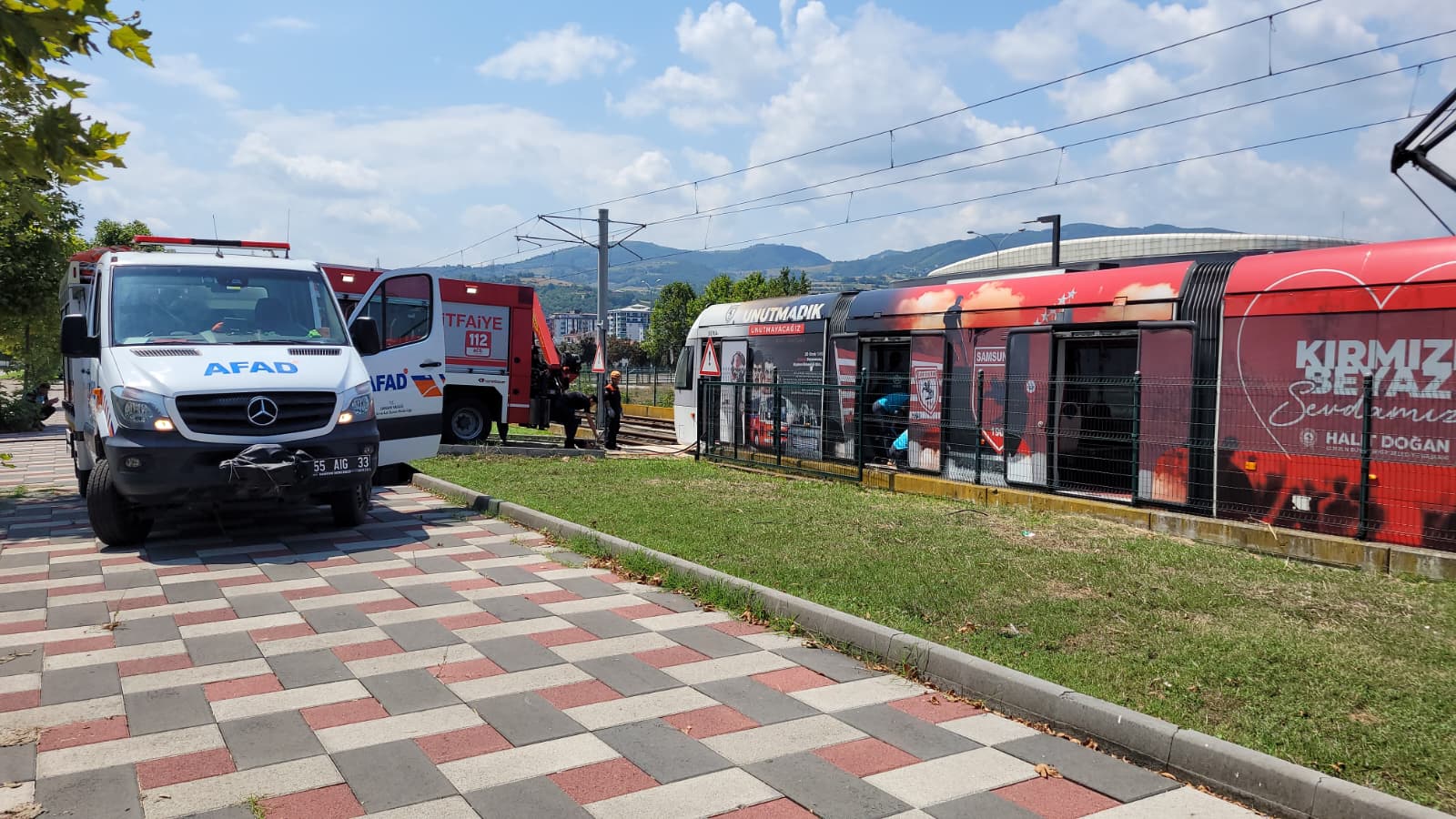 aa-20260806-42153908-42153907-samsunda-umke-haftasinda-tramvay-kazasina-mudahale-tatbikati-yapildi.jpg