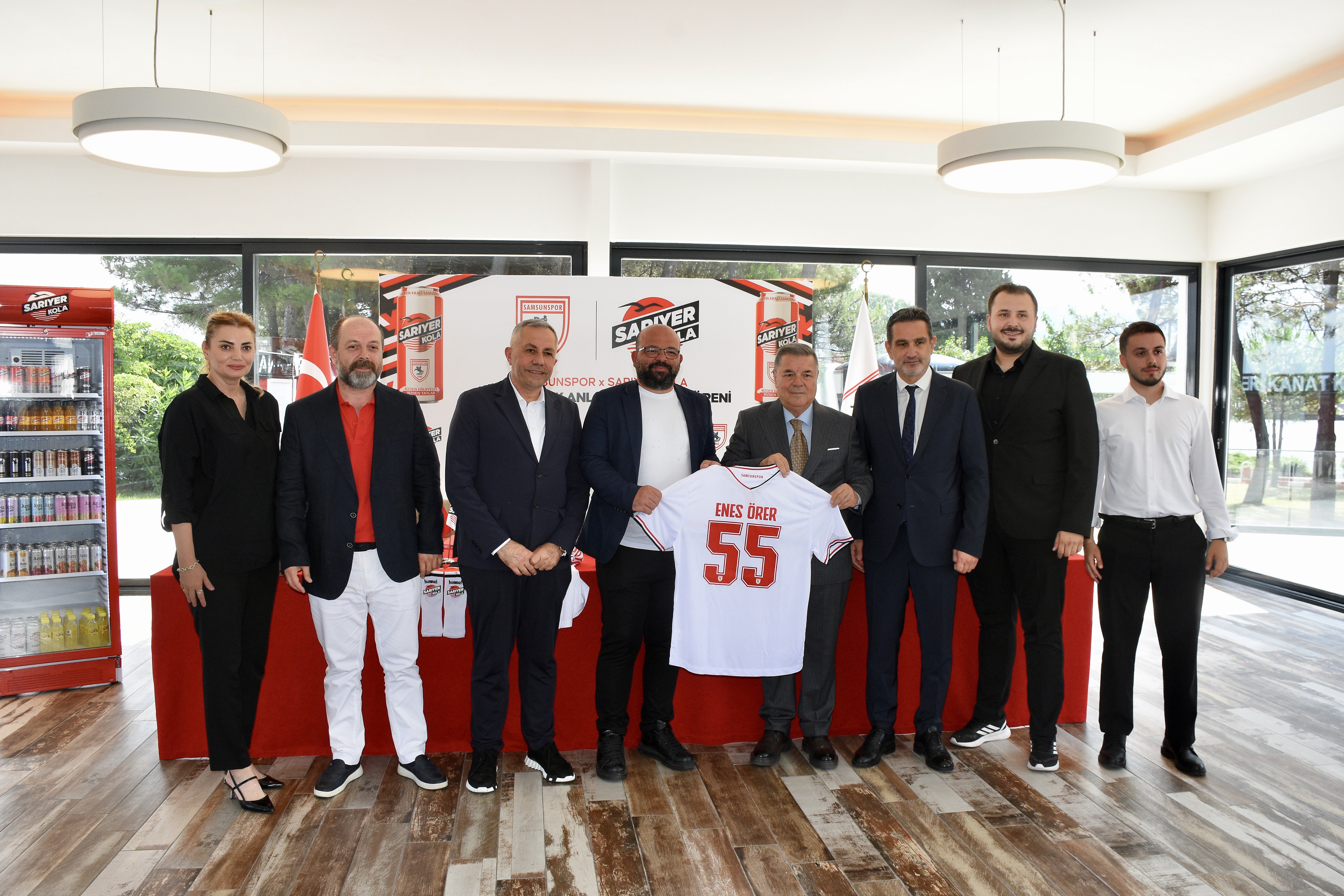 aa-20260811-42187431-42187425-samsunspor-sariyer-kola-ile-sponsorluk-anlasmasi-imzaladi.jpg
