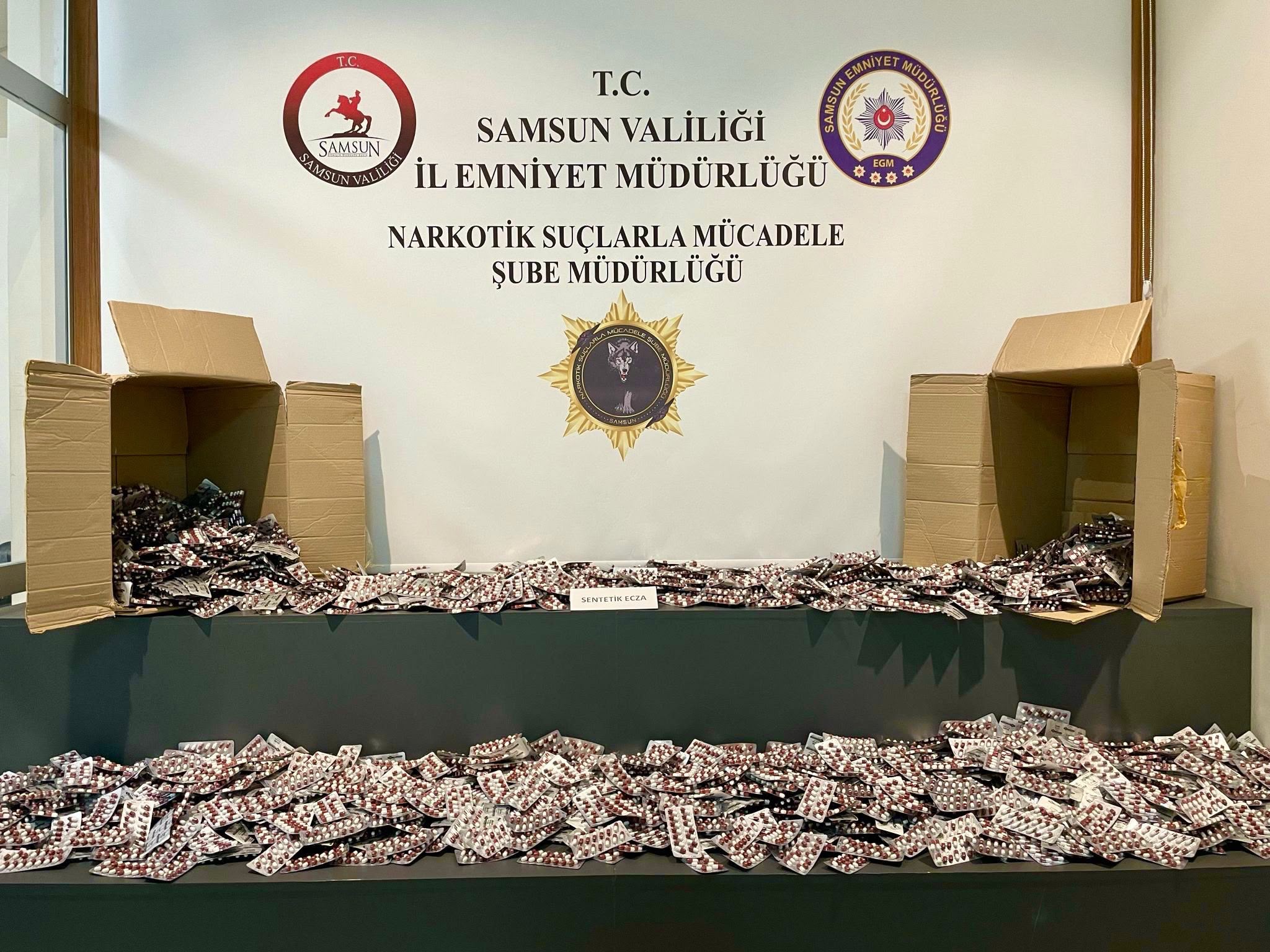 aa-20260814-42215005-42215004-samsunda-46-bin-uyusturucu-hap-ele-gecirildi.jpg