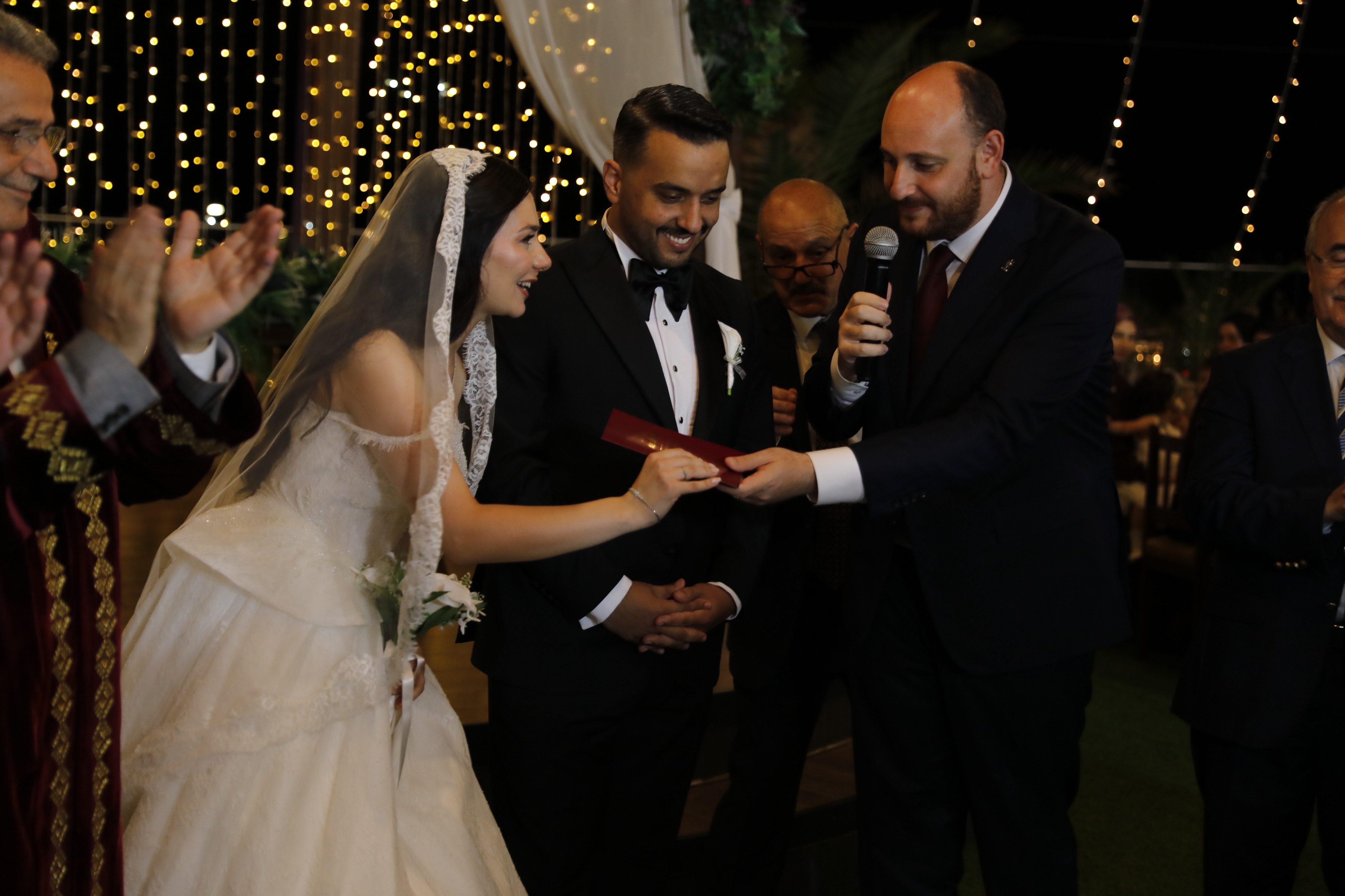 aa-20260822-42280981-42280980-ak-parti-genel-baskan-yardimcisi-buyukgumus-samsunda-nikah-sahidi-oldu.jpg