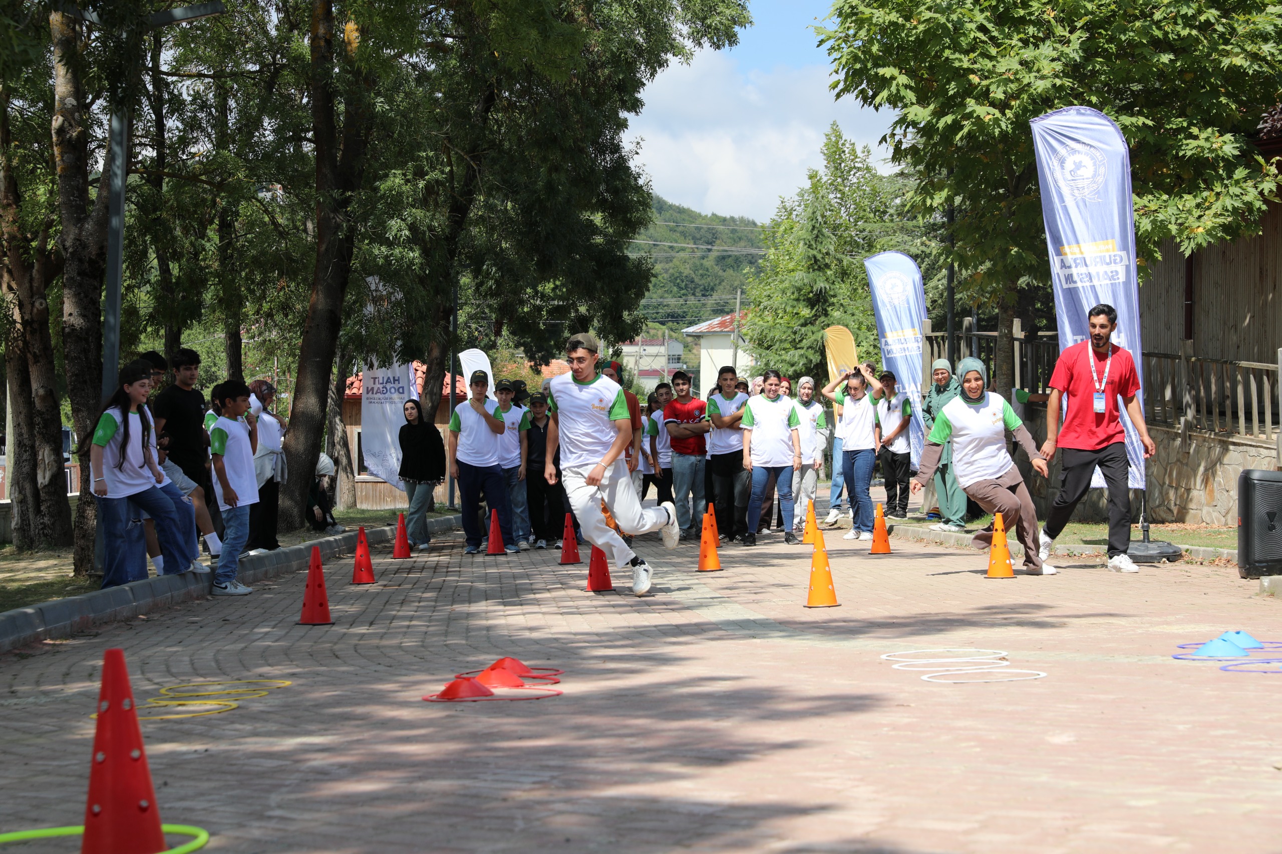 samsunda-petek-genc-kamp-ve-gezi-progr-1472434-438120.jpg