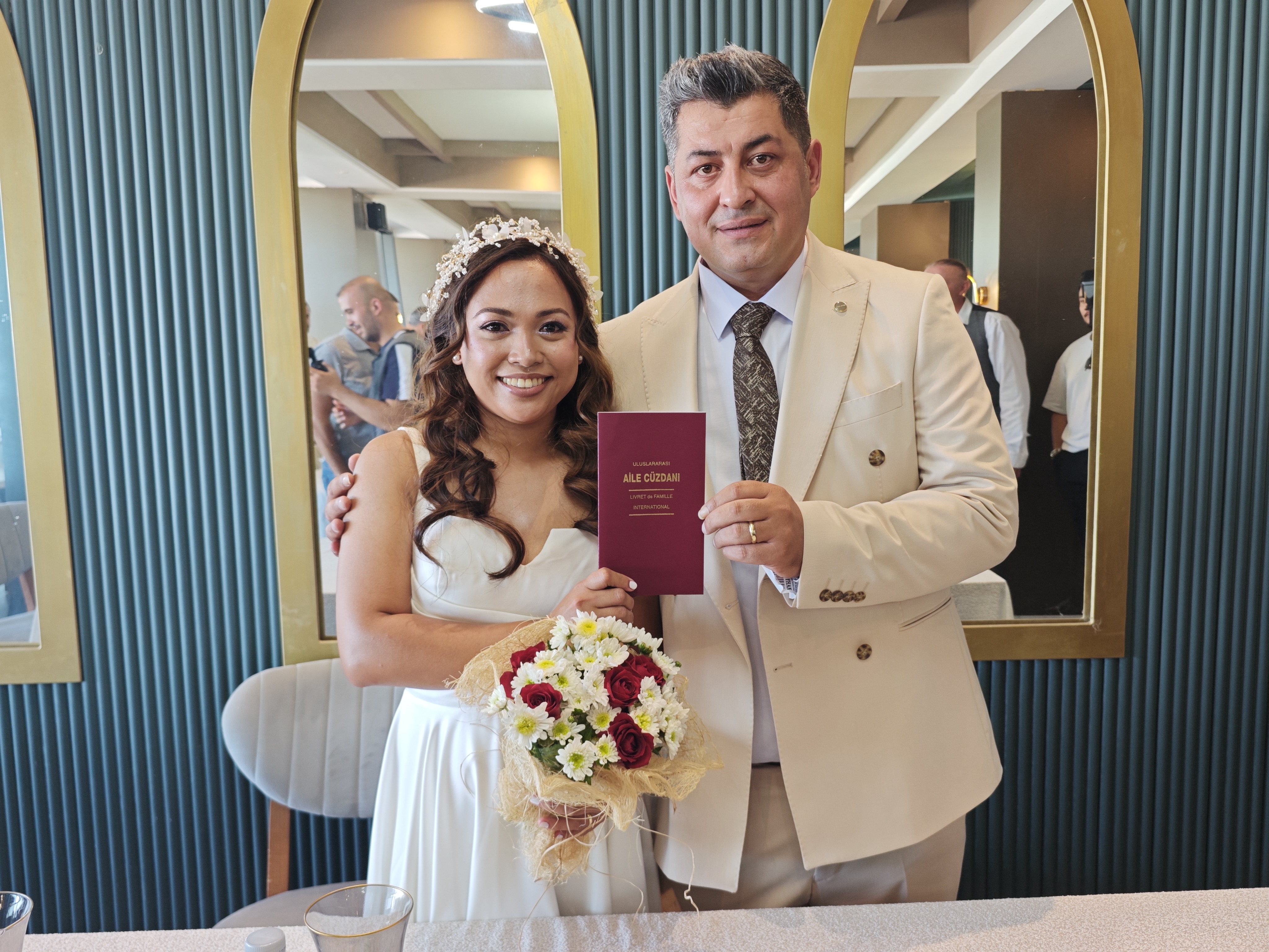 aa-20260826-42308228-42308226-samsunlu-soner-ile-filipinli-jenilyndanin-aski-alacamda-evlilikle-sonuclandi.jpg