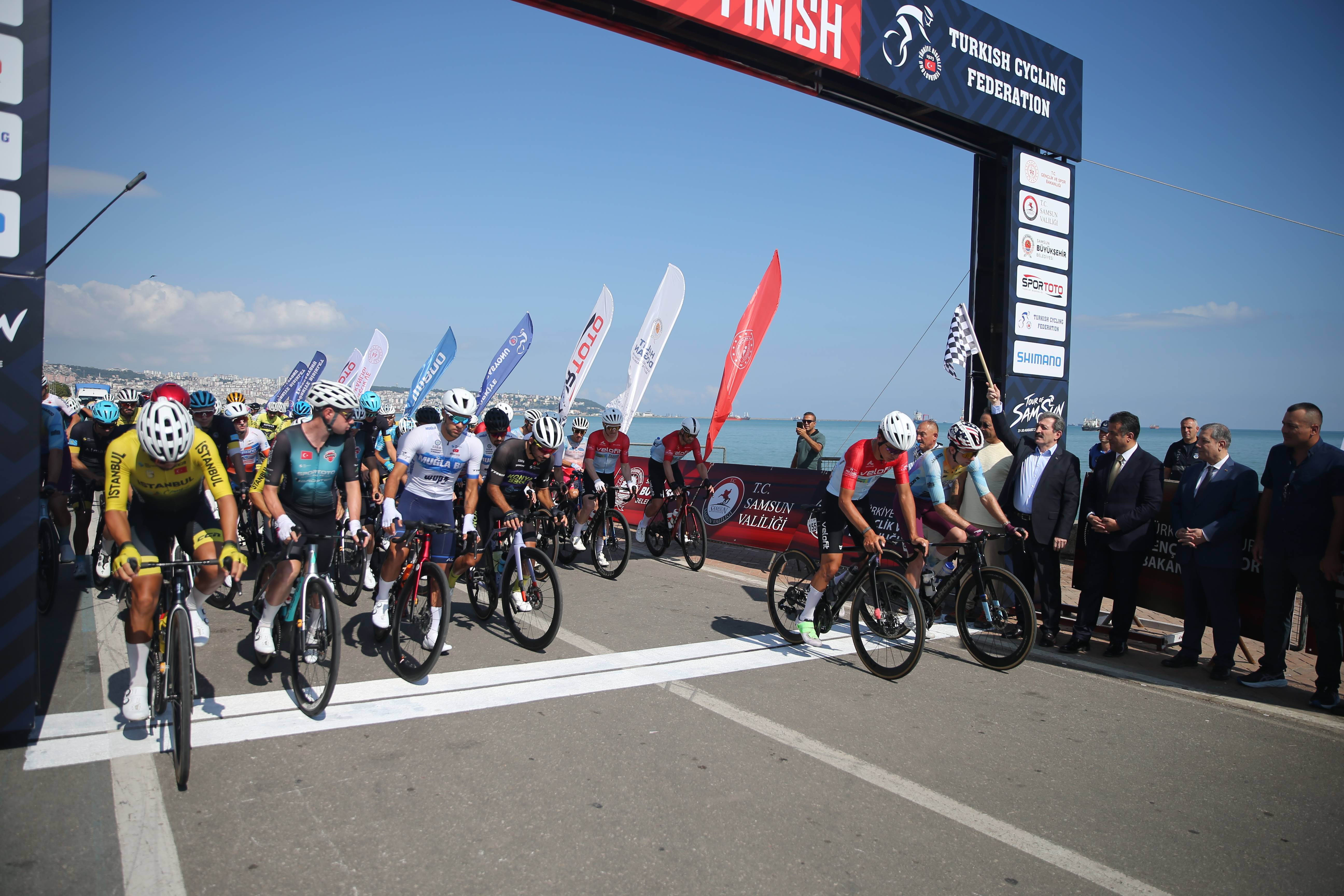 aa-20260827-42317997-42317994-tour-of-samsun-2026-uluslararasi-bisiklet-yarisi-basladi.jpg