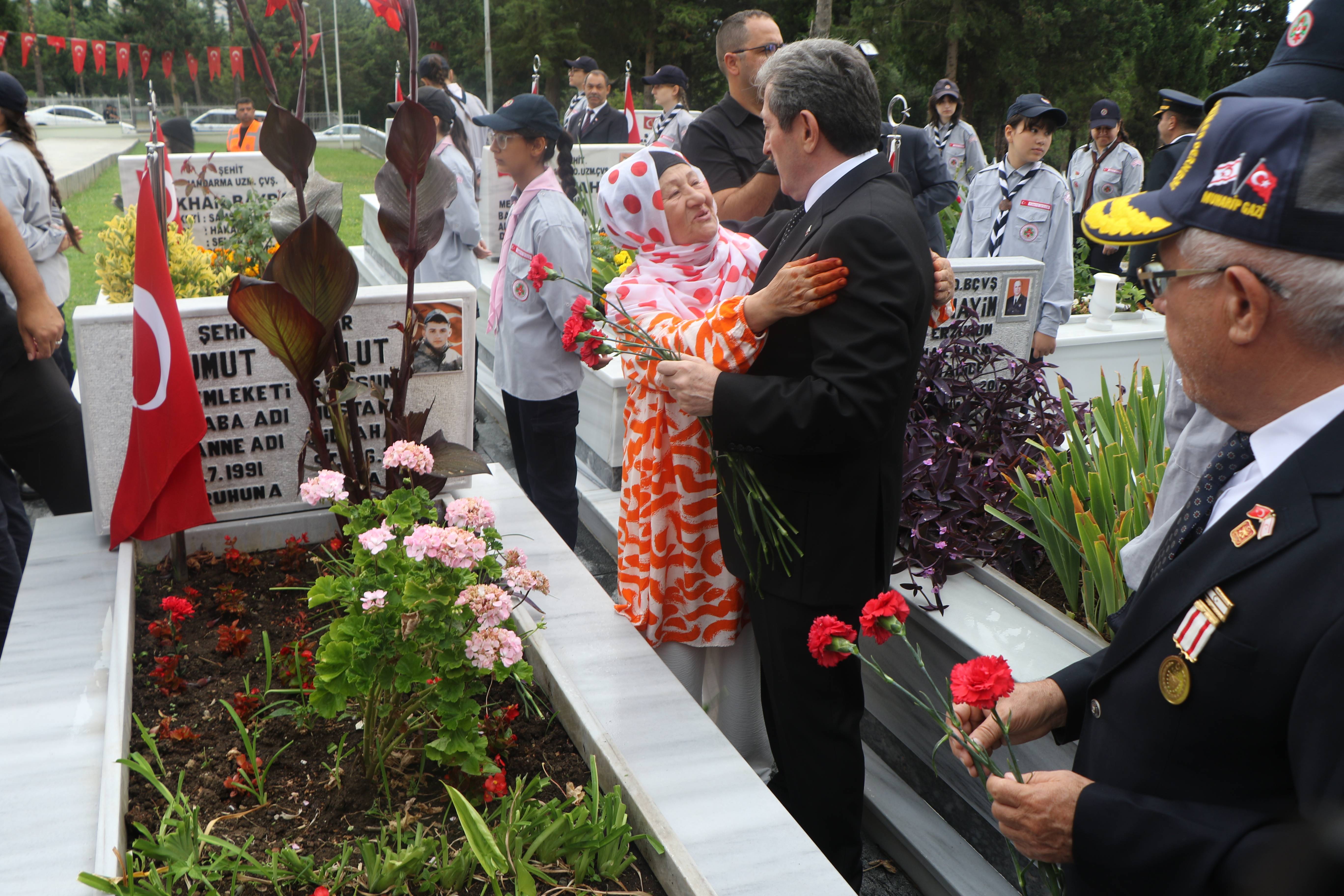sehit-annesi-oglumu-cok-ozledim-1477543-439683.jpg