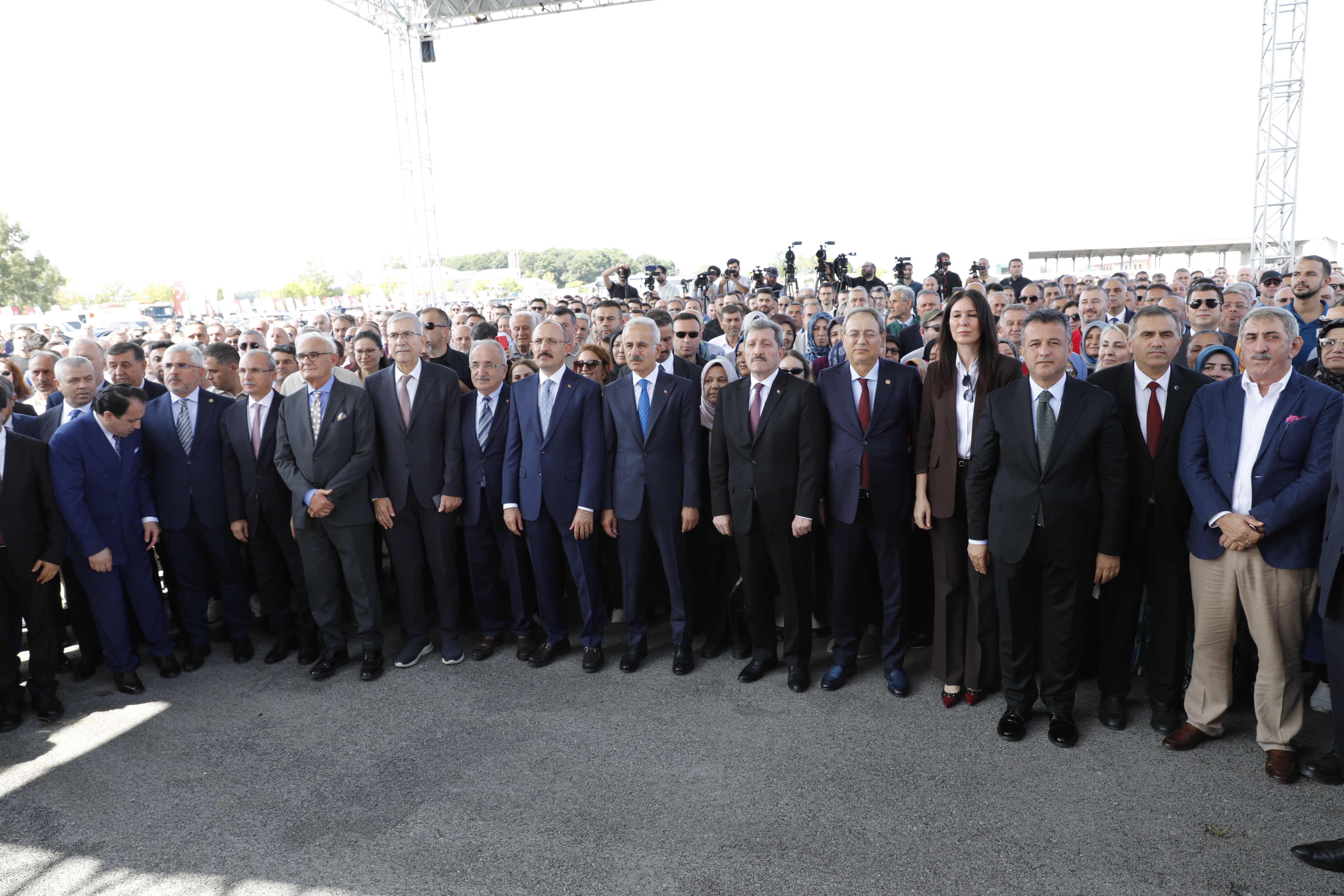 aa-20260903-42375930-42375924-ulastirma-ve-altyapi-bakani-uraloglu-samsunda-konustu.jpg