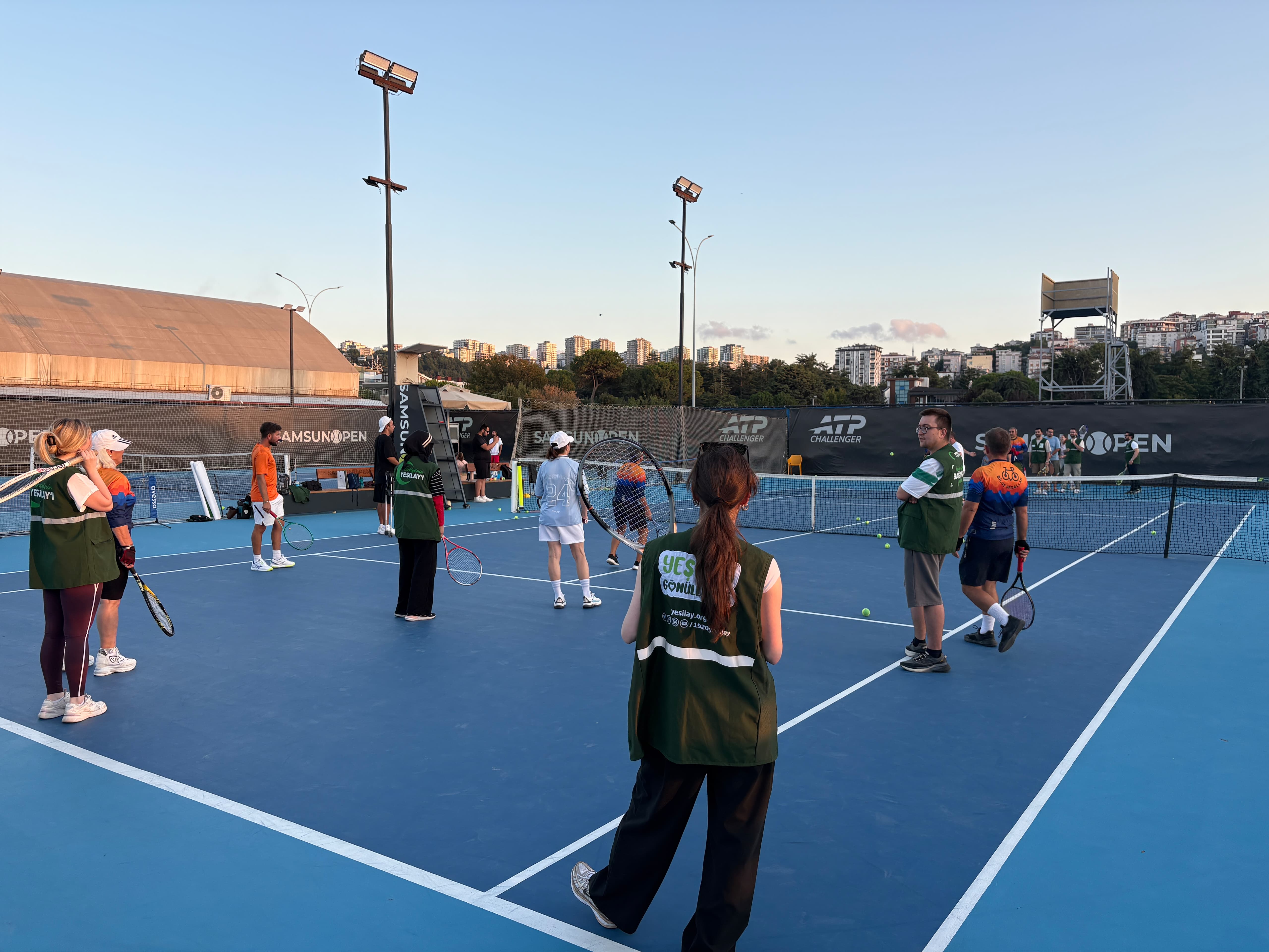 aa-20260905-42391765-42391762-samsunda-yesilay-spor-kulubu-genclere-yonelik-tenis-etkinligi-duzenlendi.jpg