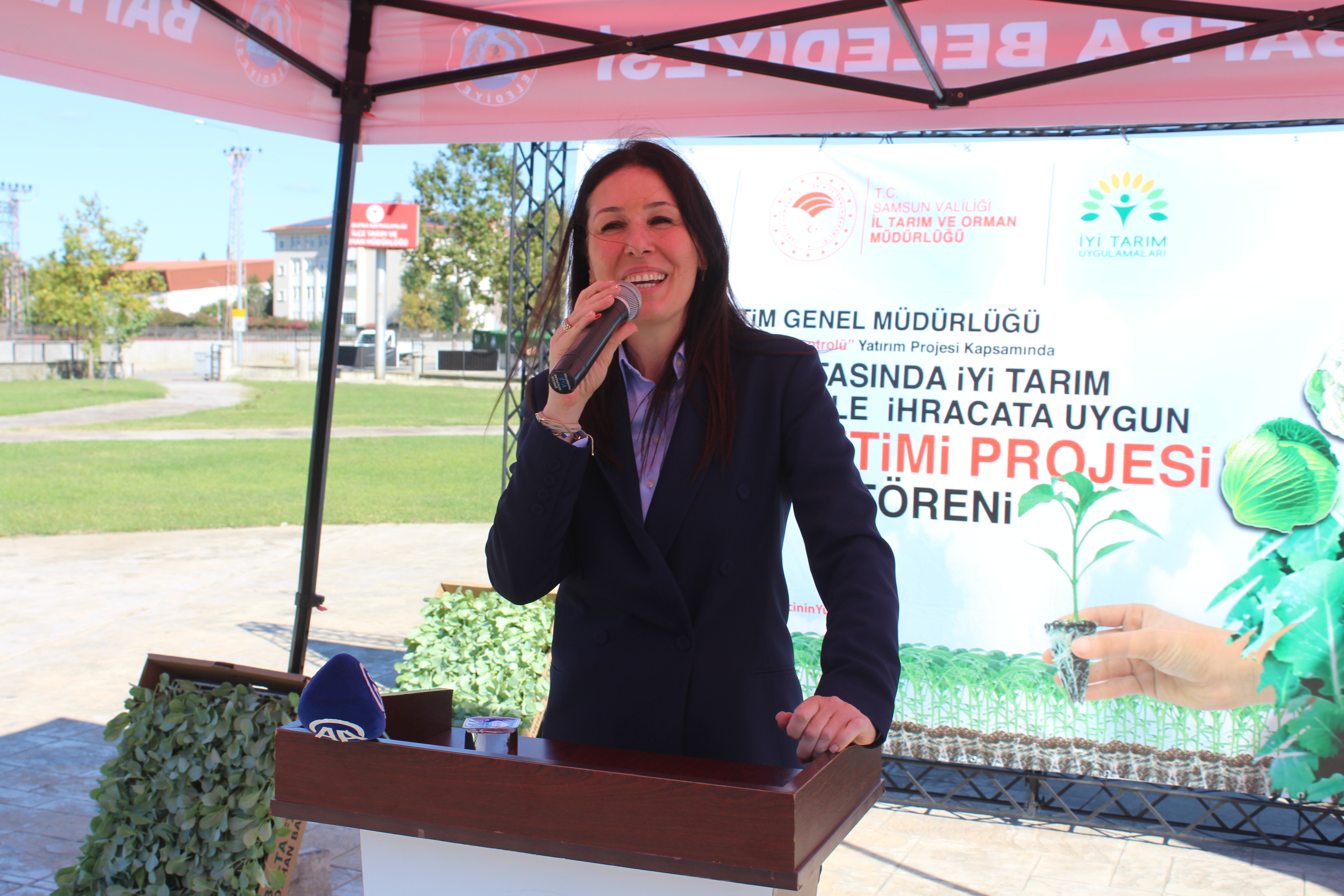aa-20260909-42428565-42428561-bafra-ovasinda-ureticilere-266-bin-kislik-sebze-fidesi-dagitildi.jpg